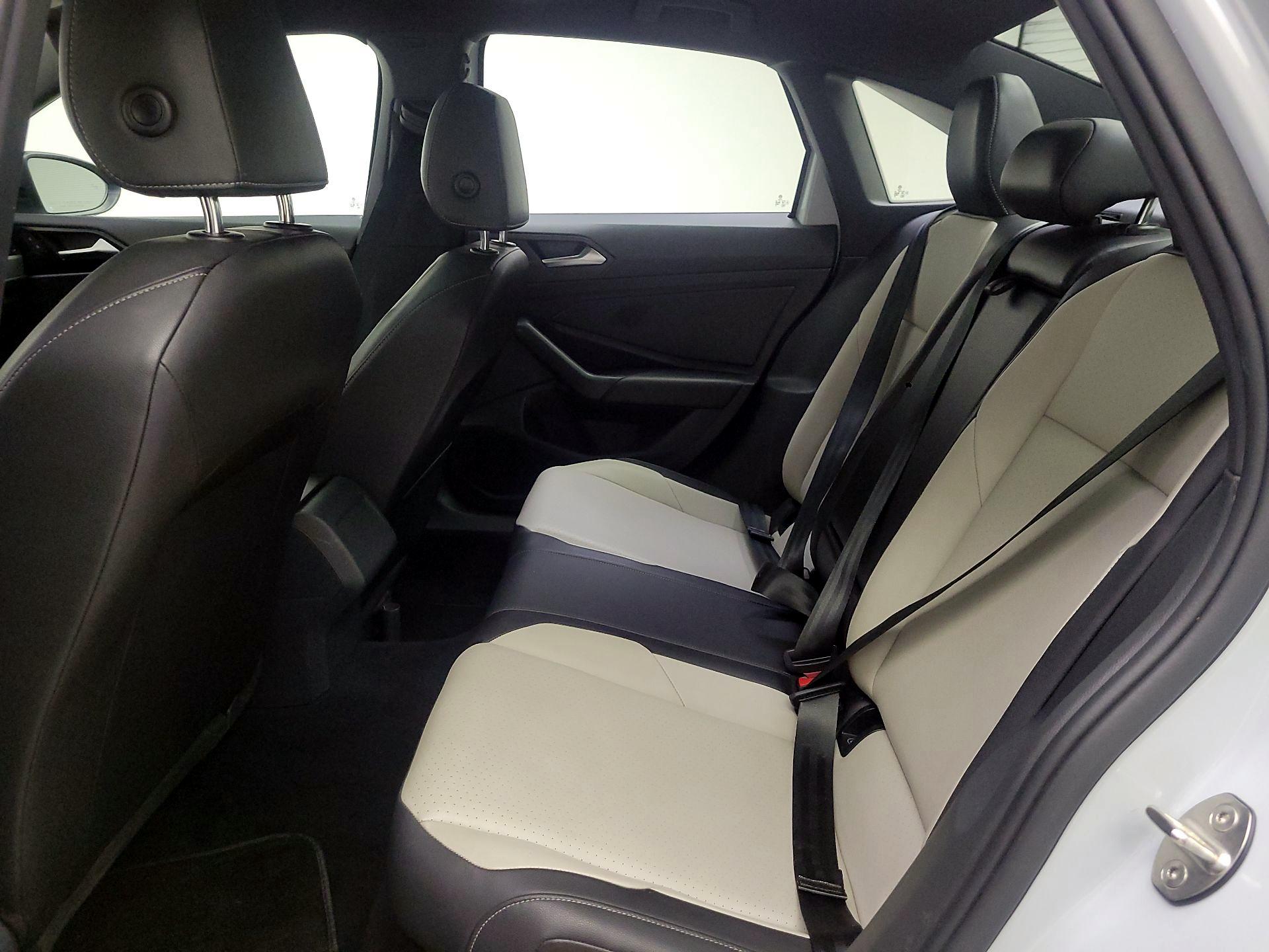 Thumbnail: 2019 Volkswagen Jetta - 20