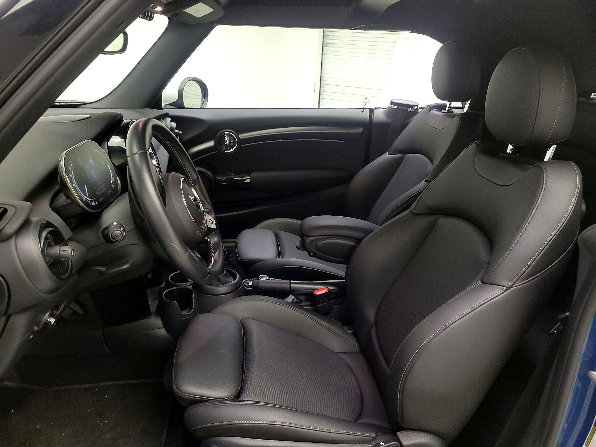 Thumbnail: 2023 MINI Cooper - 11