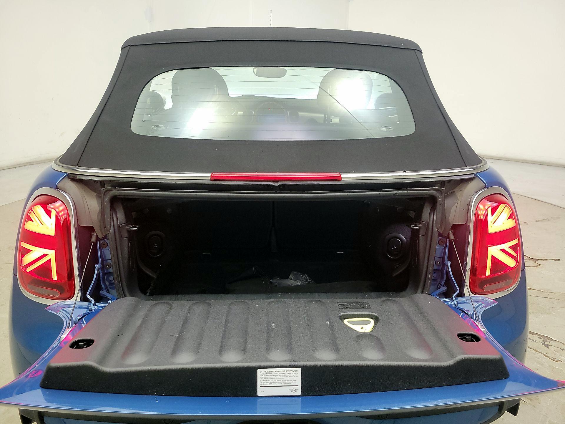 Thumbnail: 2023 MINI Cooper - 20