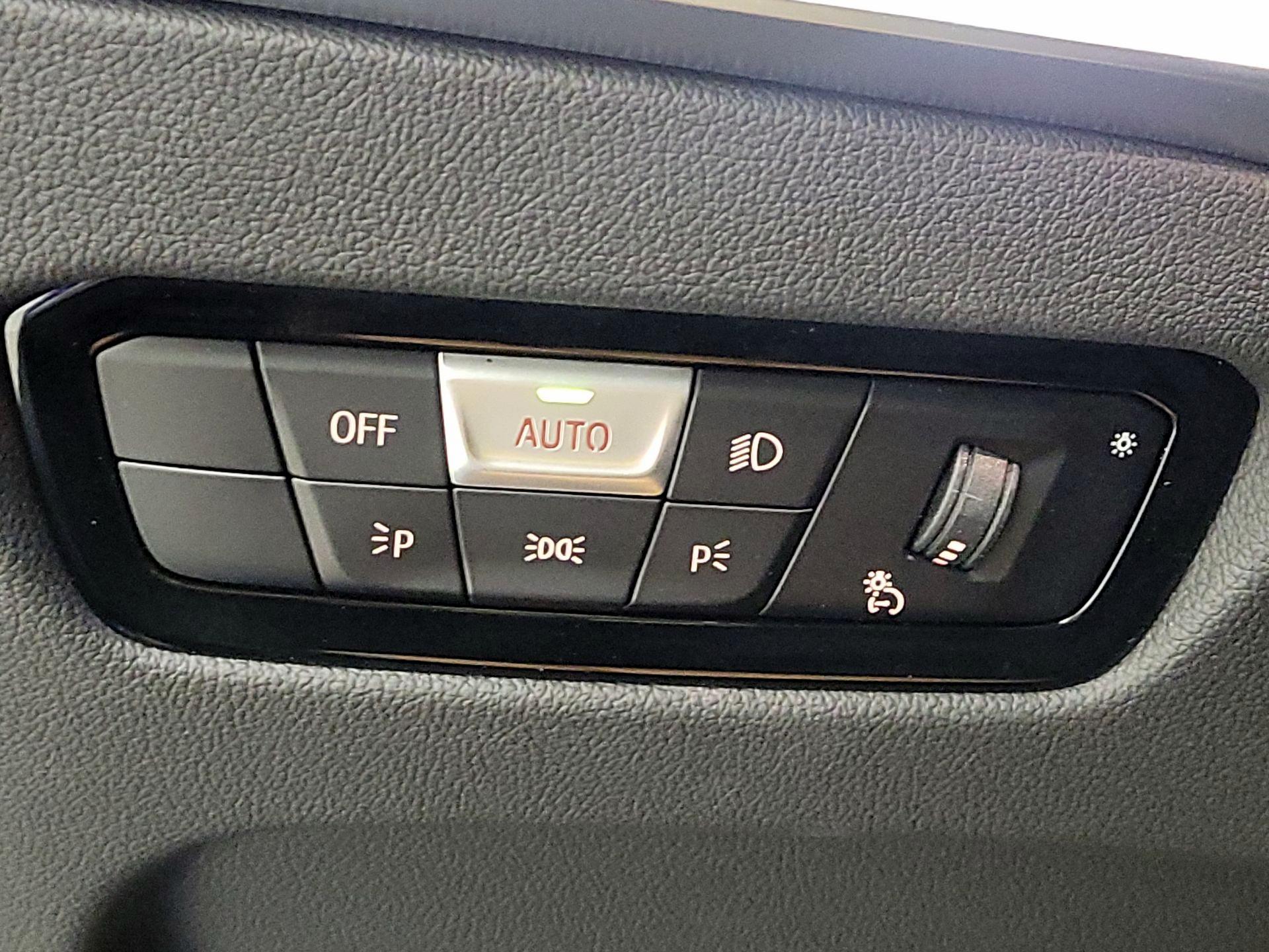 Thumbnail: 2024 BMW 2 Series - 11