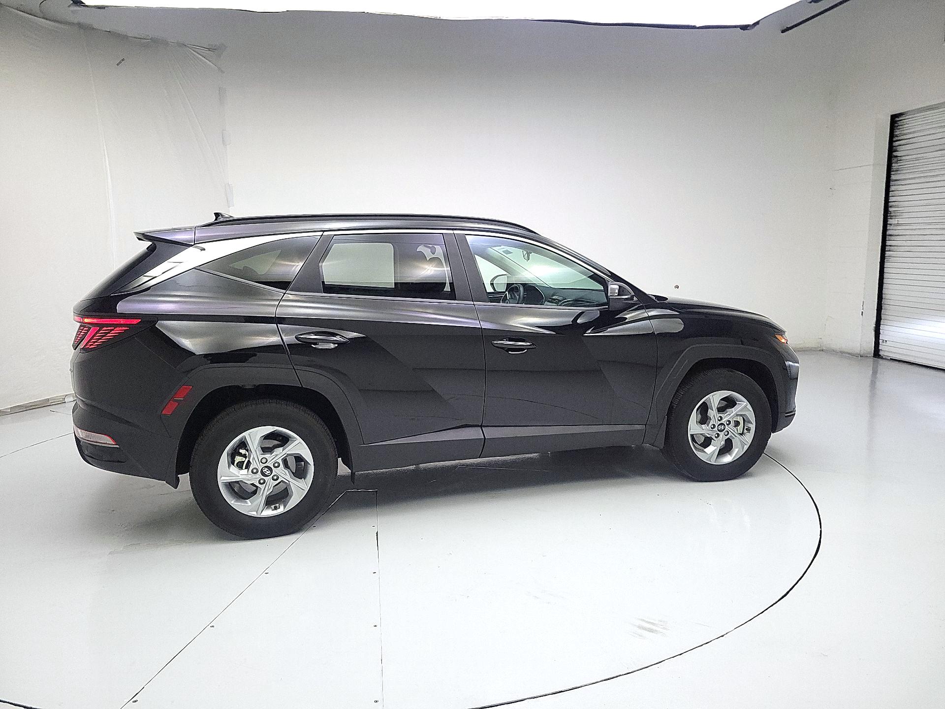 Thumbnail: 2023 Hyundai Tucson - 4