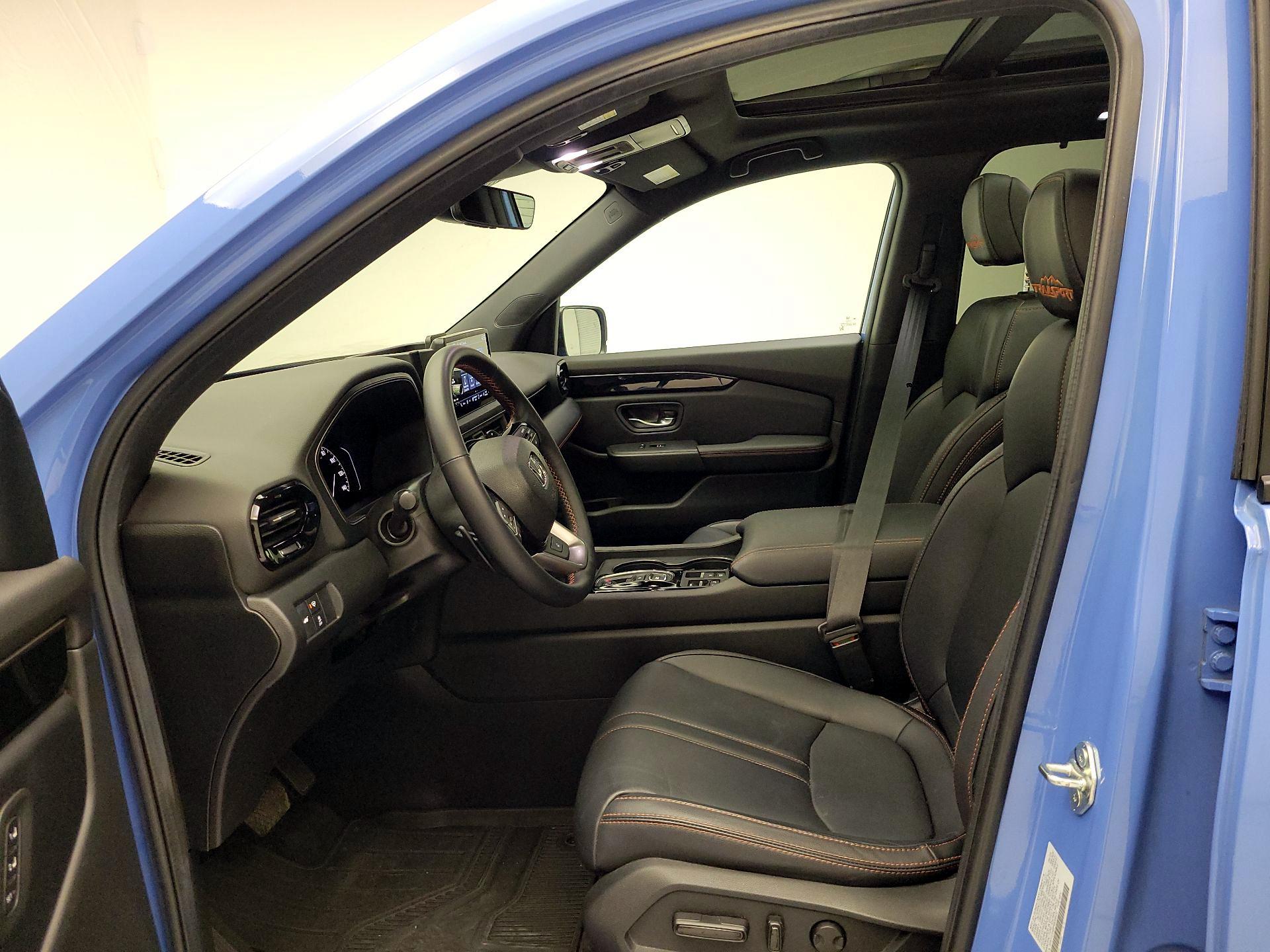 Thumbnail: 2024 Honda Pilot - 9