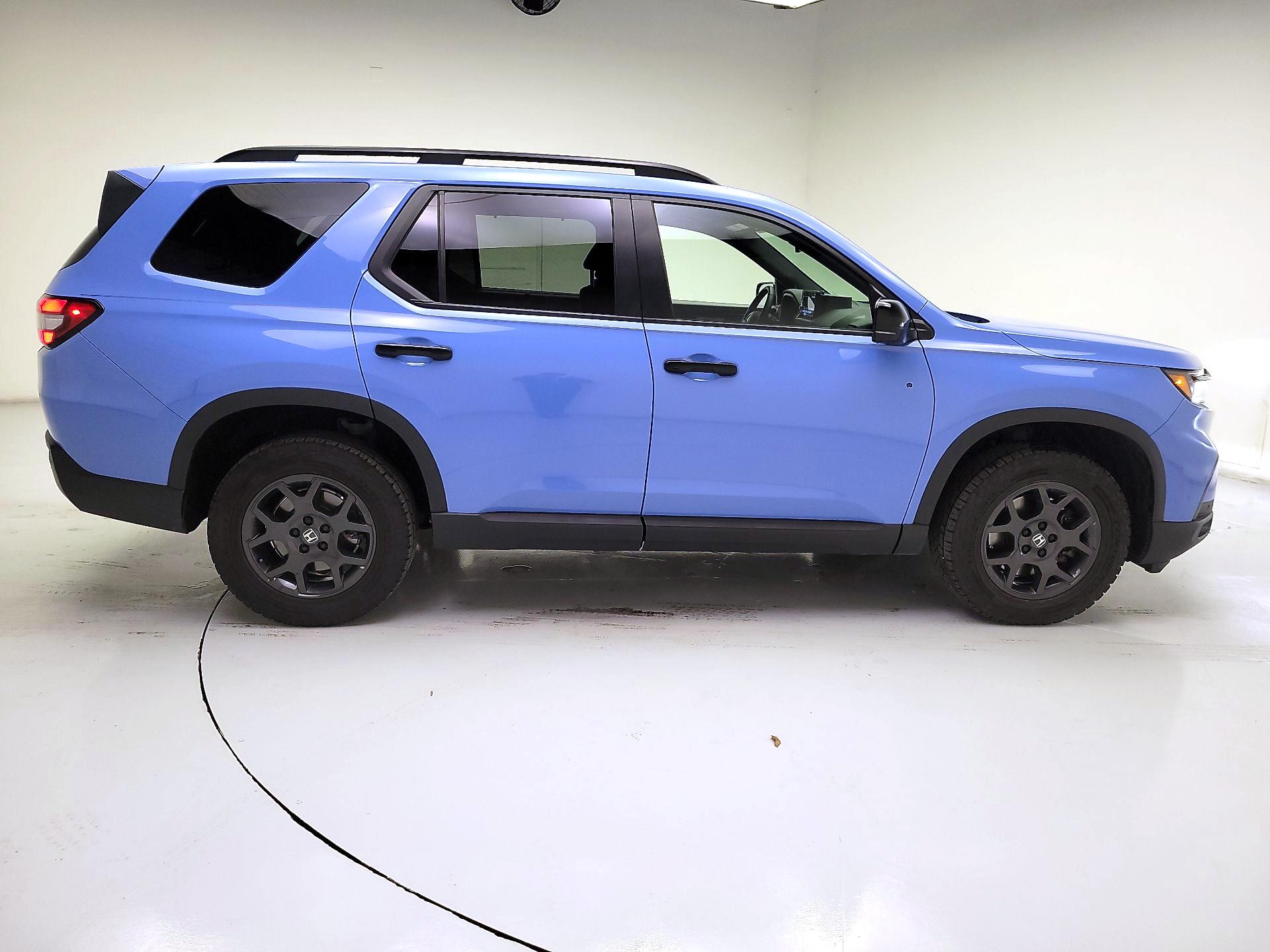 Thumbnail: 2024 Honda Pilot - 4