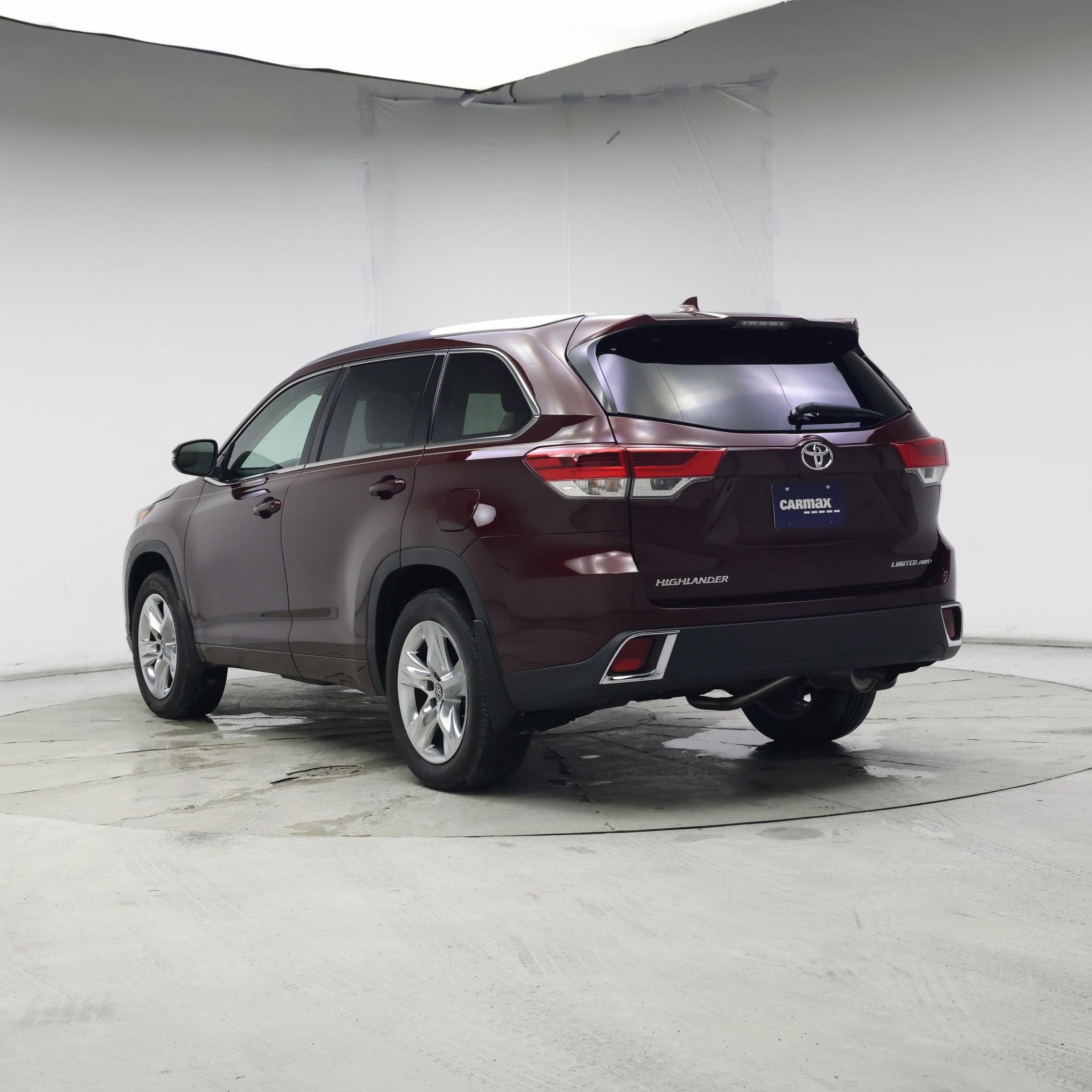 Thumbnail: 2019 Toyota Highlander - 2