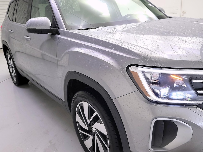 2024 Volkswagen Atlas SE w/Tech