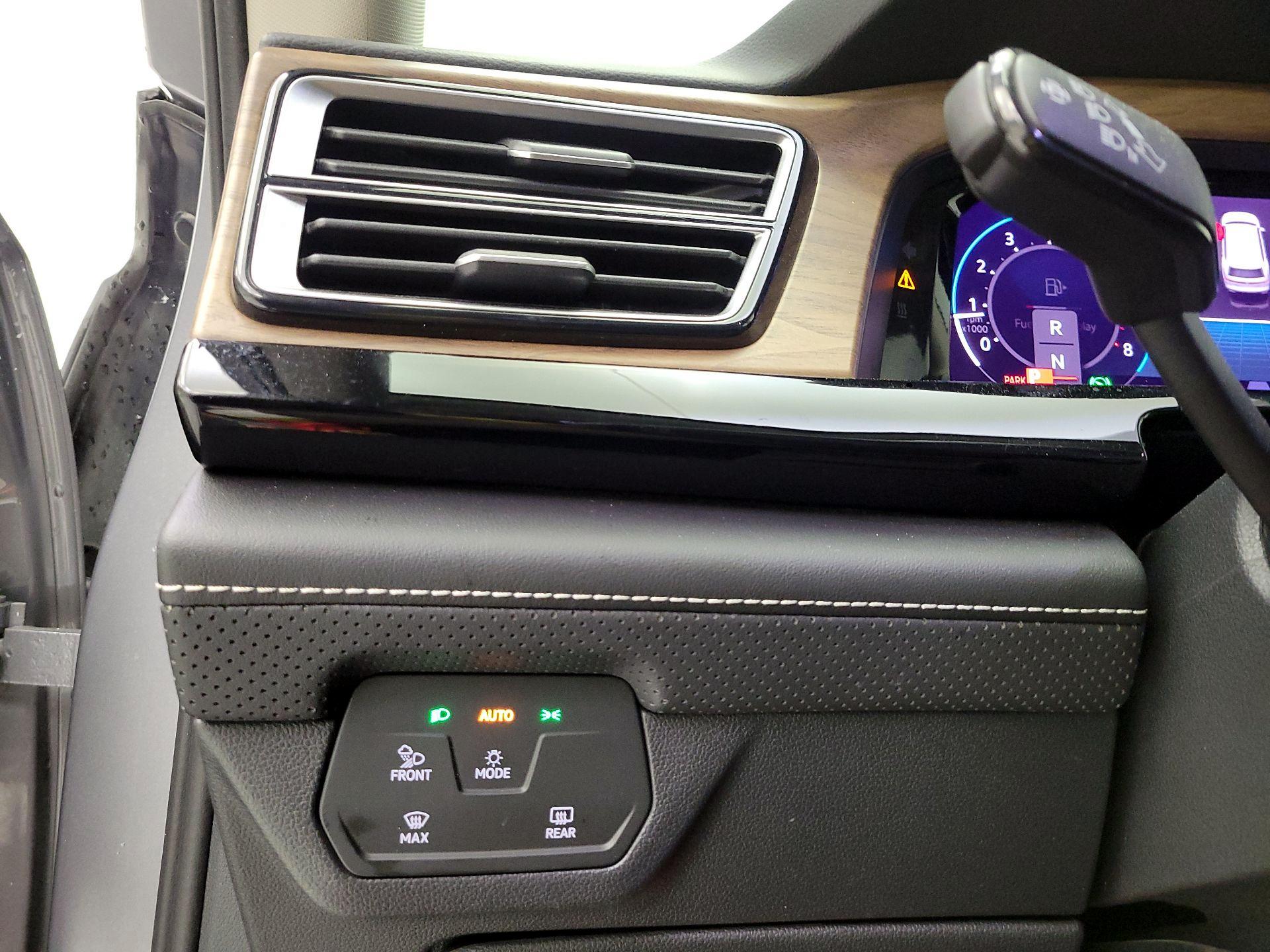 Thumbnail: 2024 Volkswagen Atlas - 11