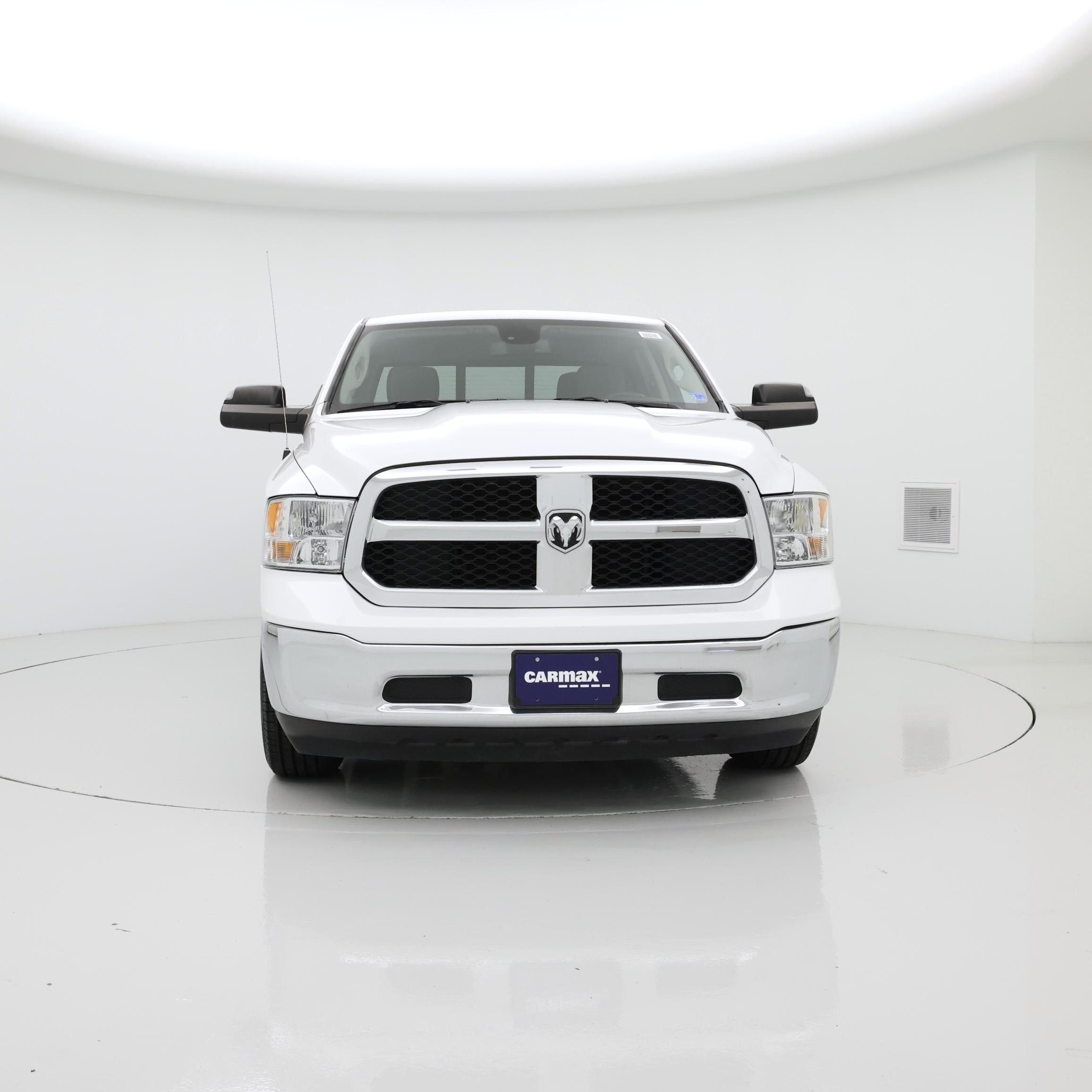 Thumbnail: 2023 RAM 1500 Classic - 5