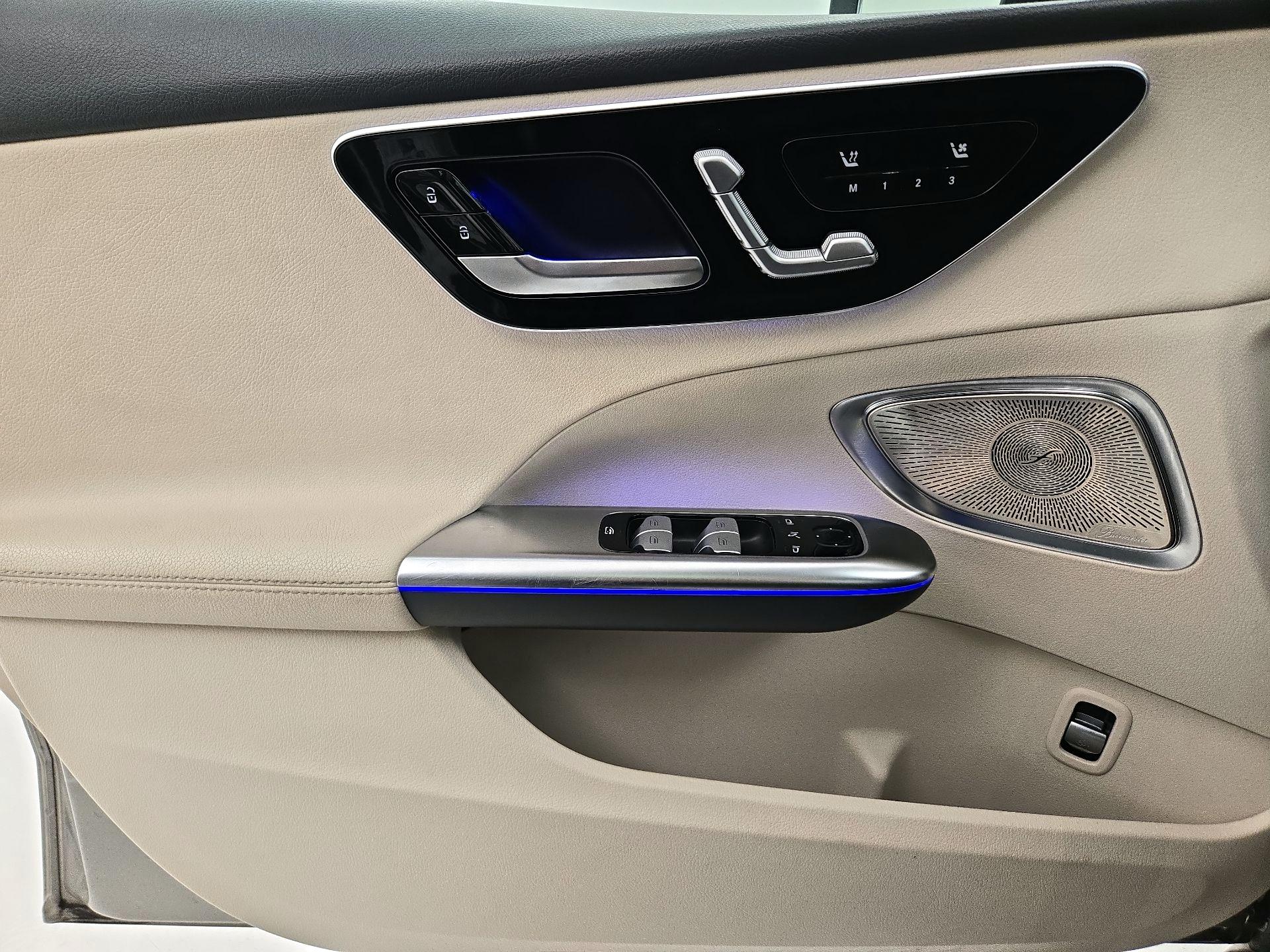 Thumbnail: 2023 Mercedes-Benz C-Class - 12