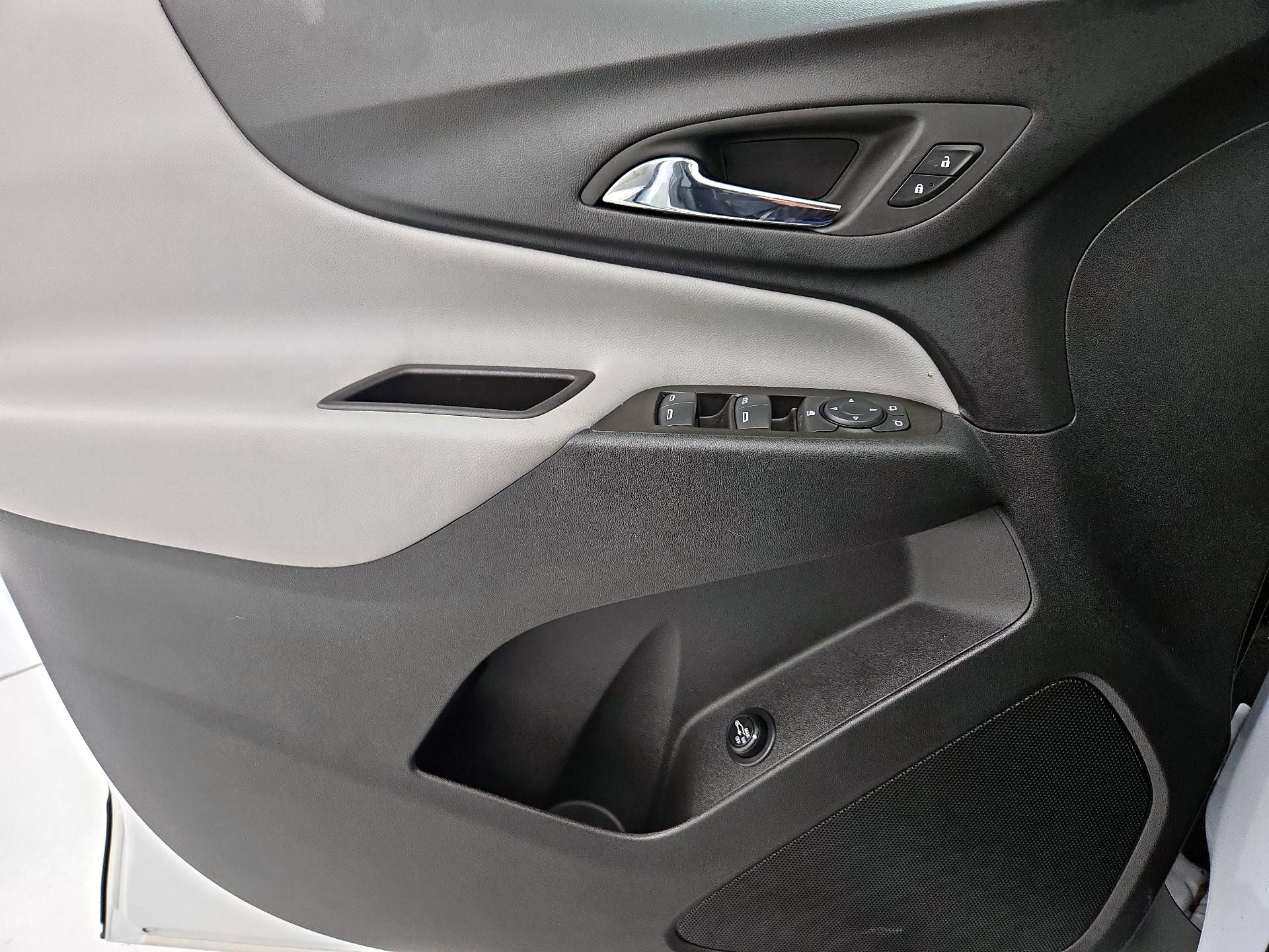 Thumbnail: 2023 Chevrolet Equinox - 12