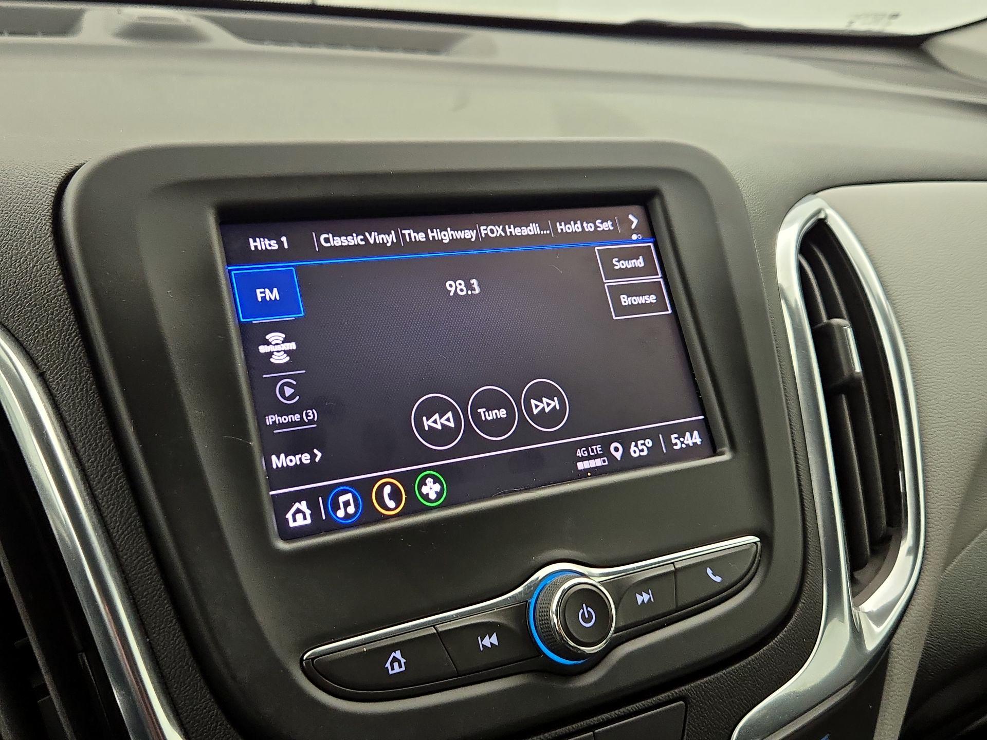 Thumbnail: 2023 Chevrolet Equinox - 15