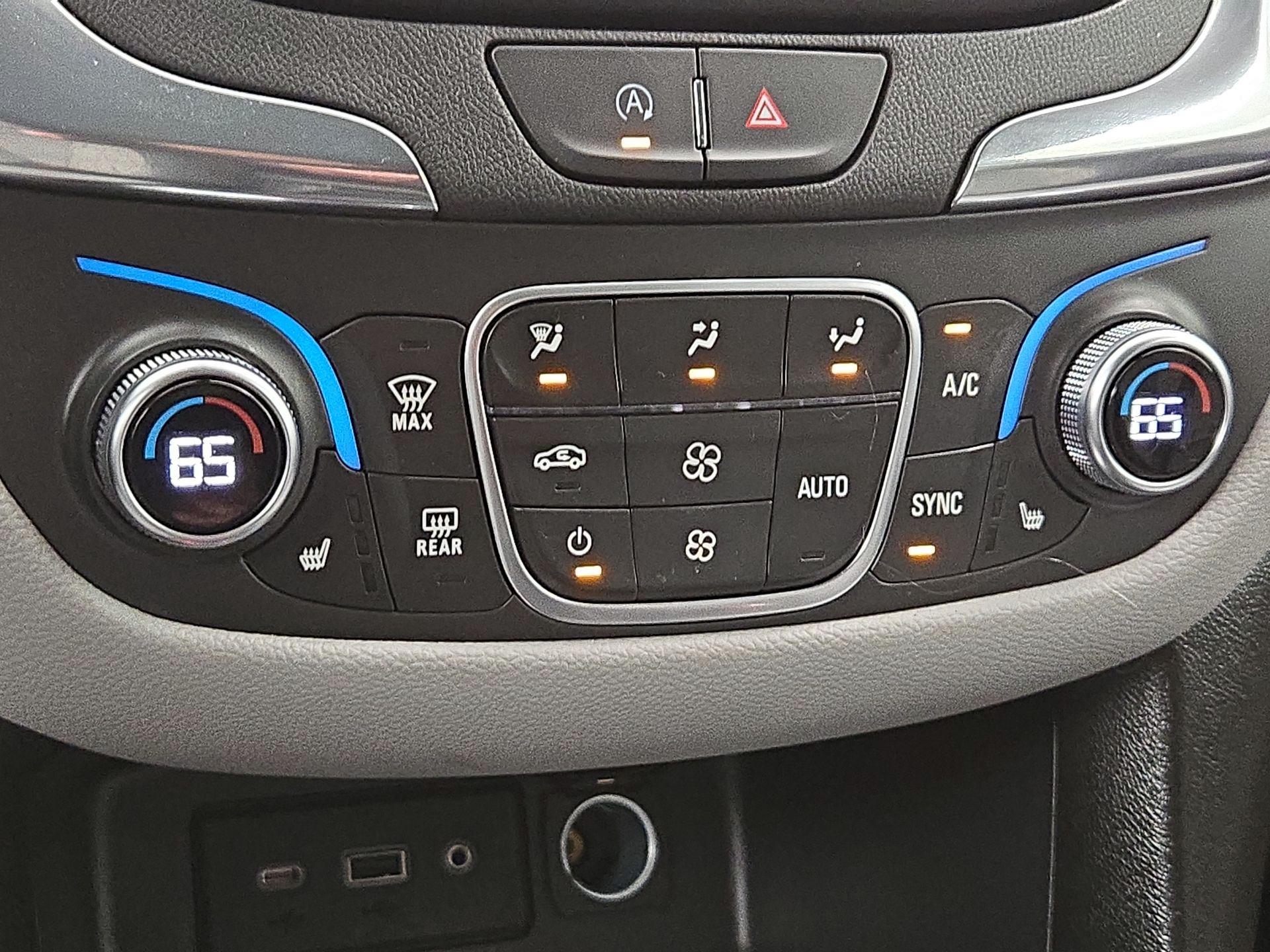 Thumbnail: 2023 Chevrolet Equinox - 16