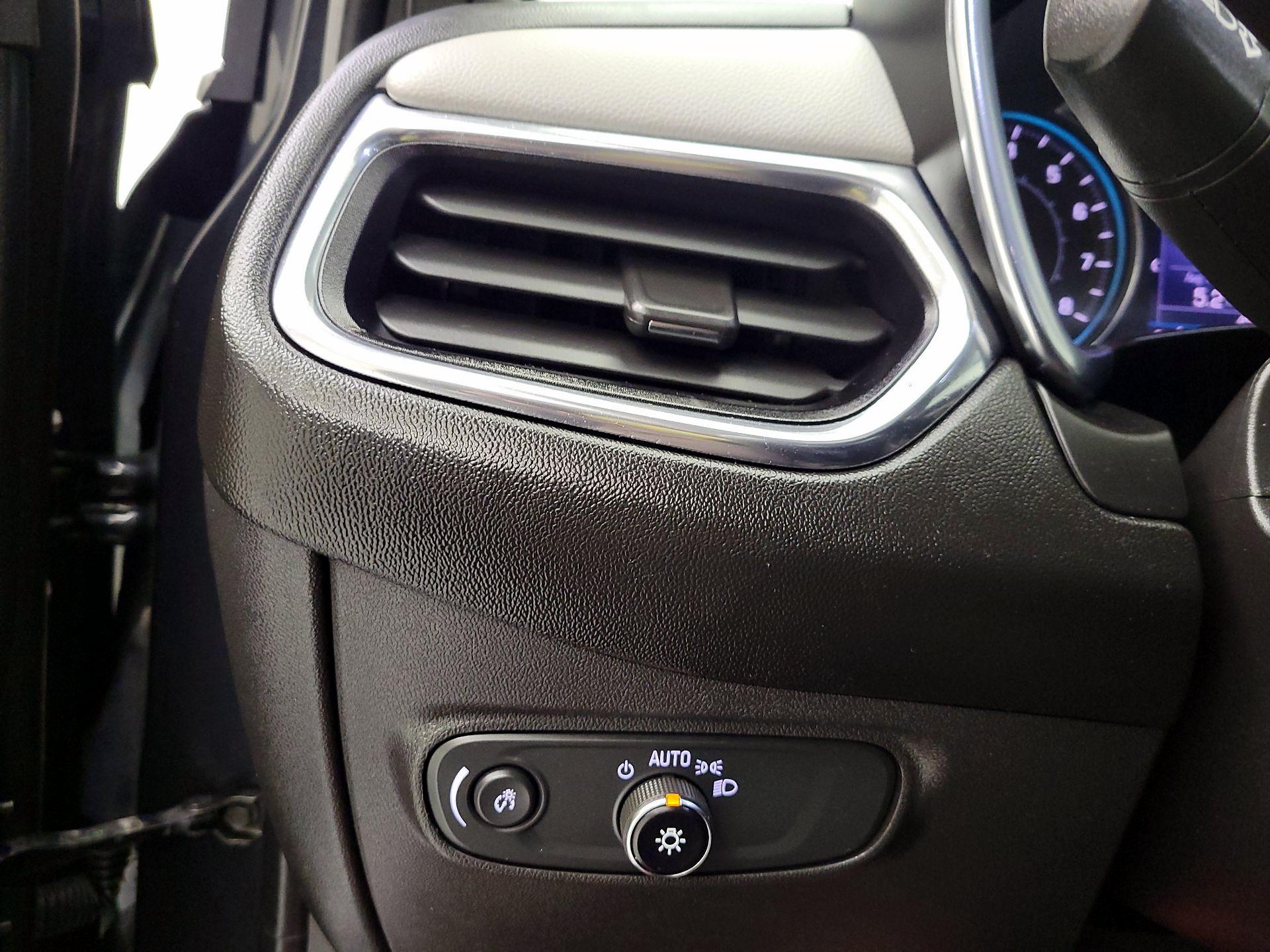 Thumbnail: 2023 Chevrolet Equinox - 11