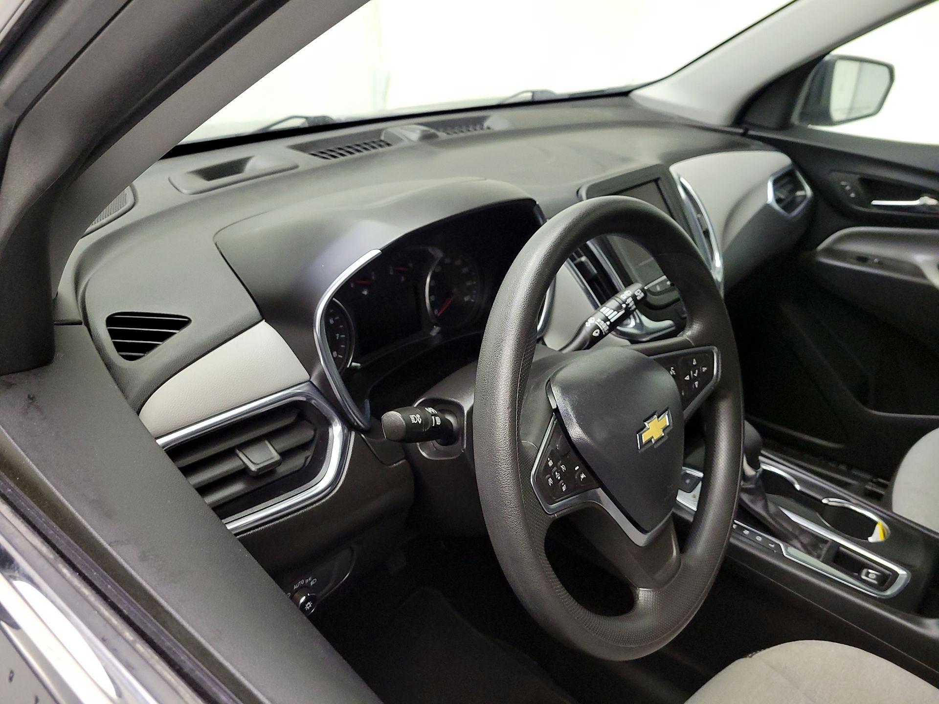 Thumbnail: 2023 Chevrolet Equinox - 8