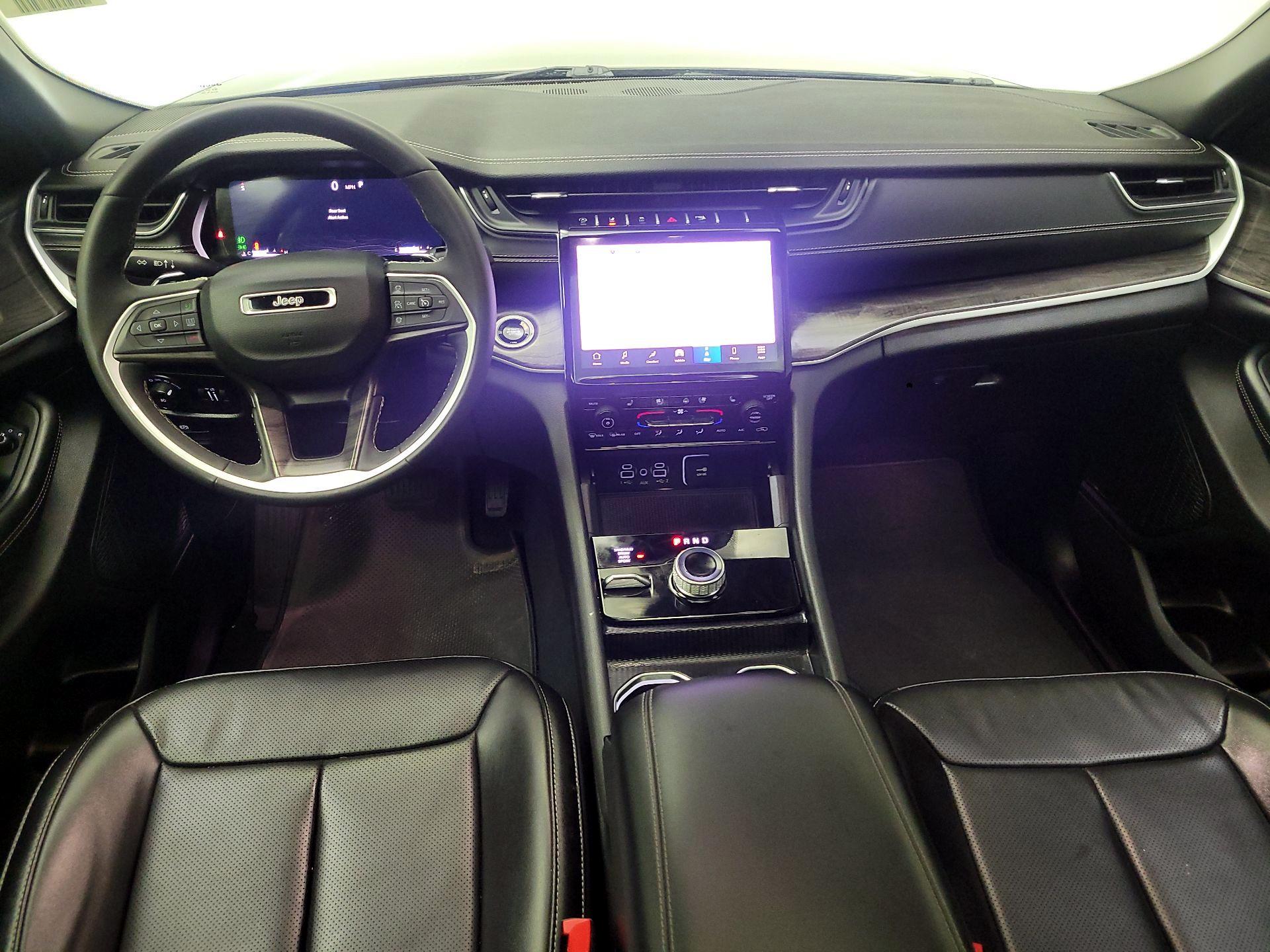 Thumbnail: 2024 Jeep Grand Cherokee L - 9