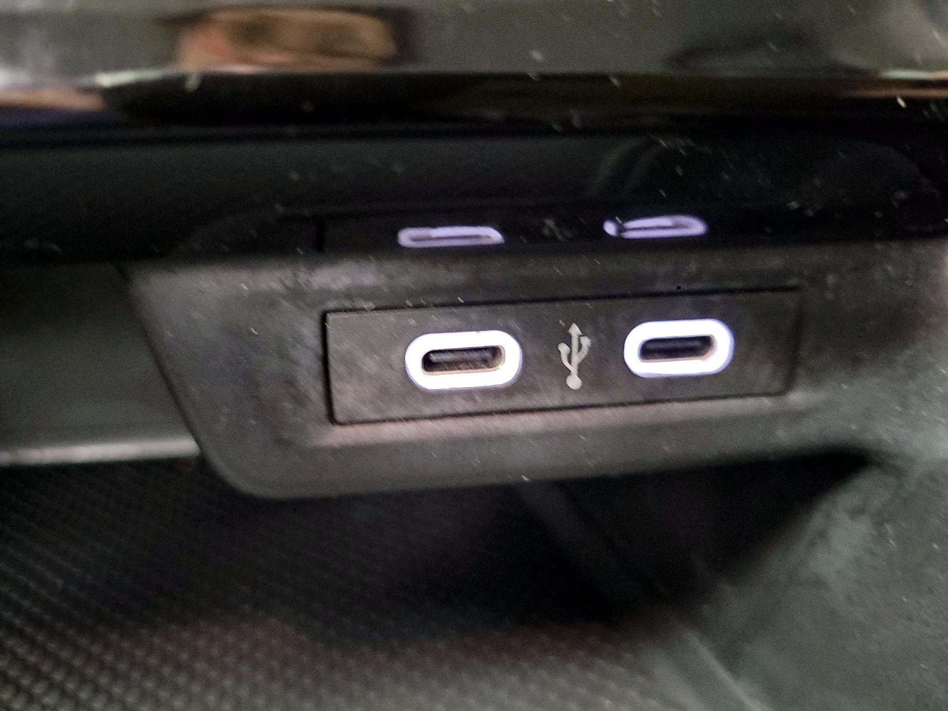 Thumbnail: 2024 Volkswagen Jetta - 16