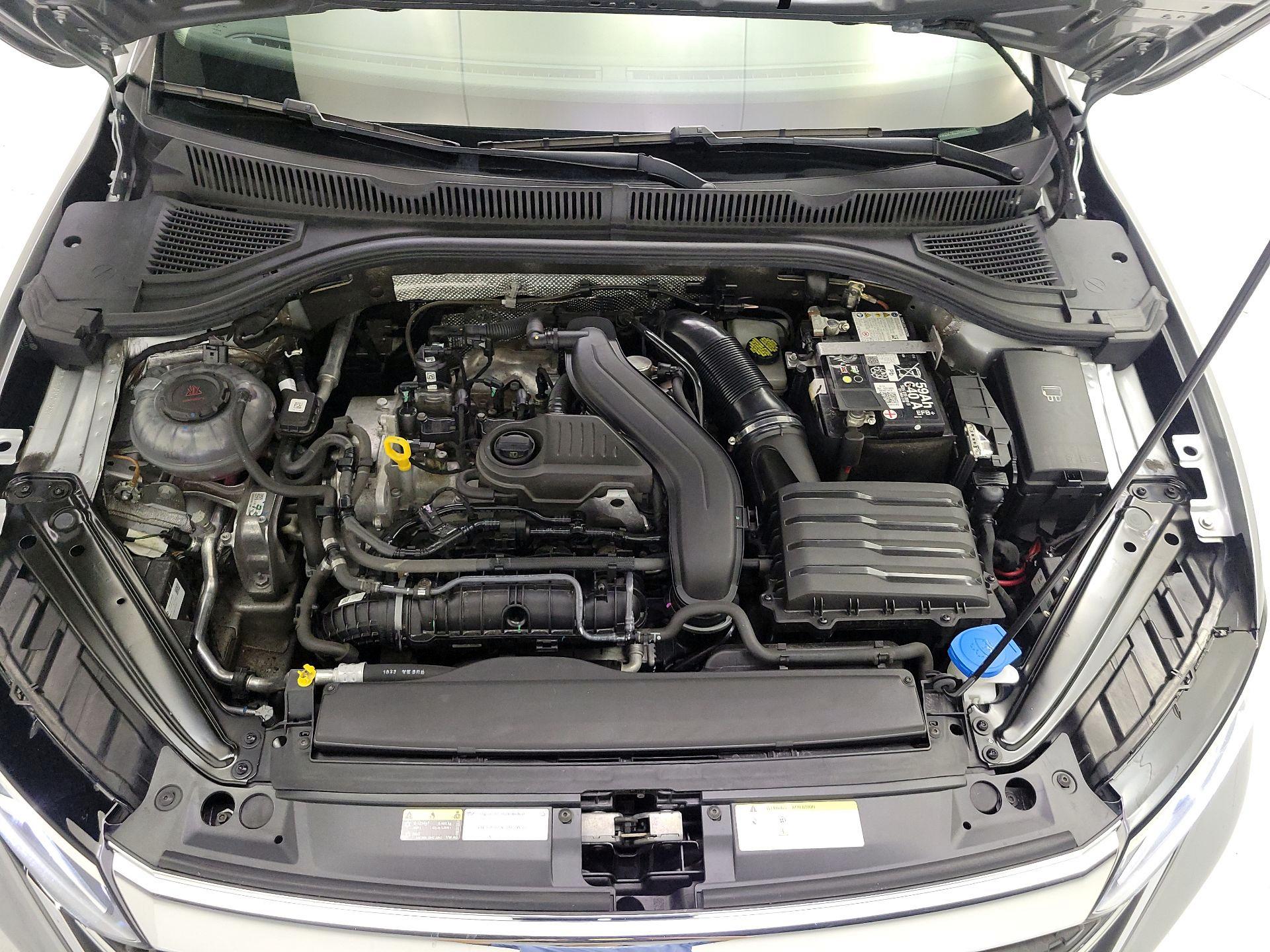 Thumbnail: 2024 Volkswagen Jetta - 19