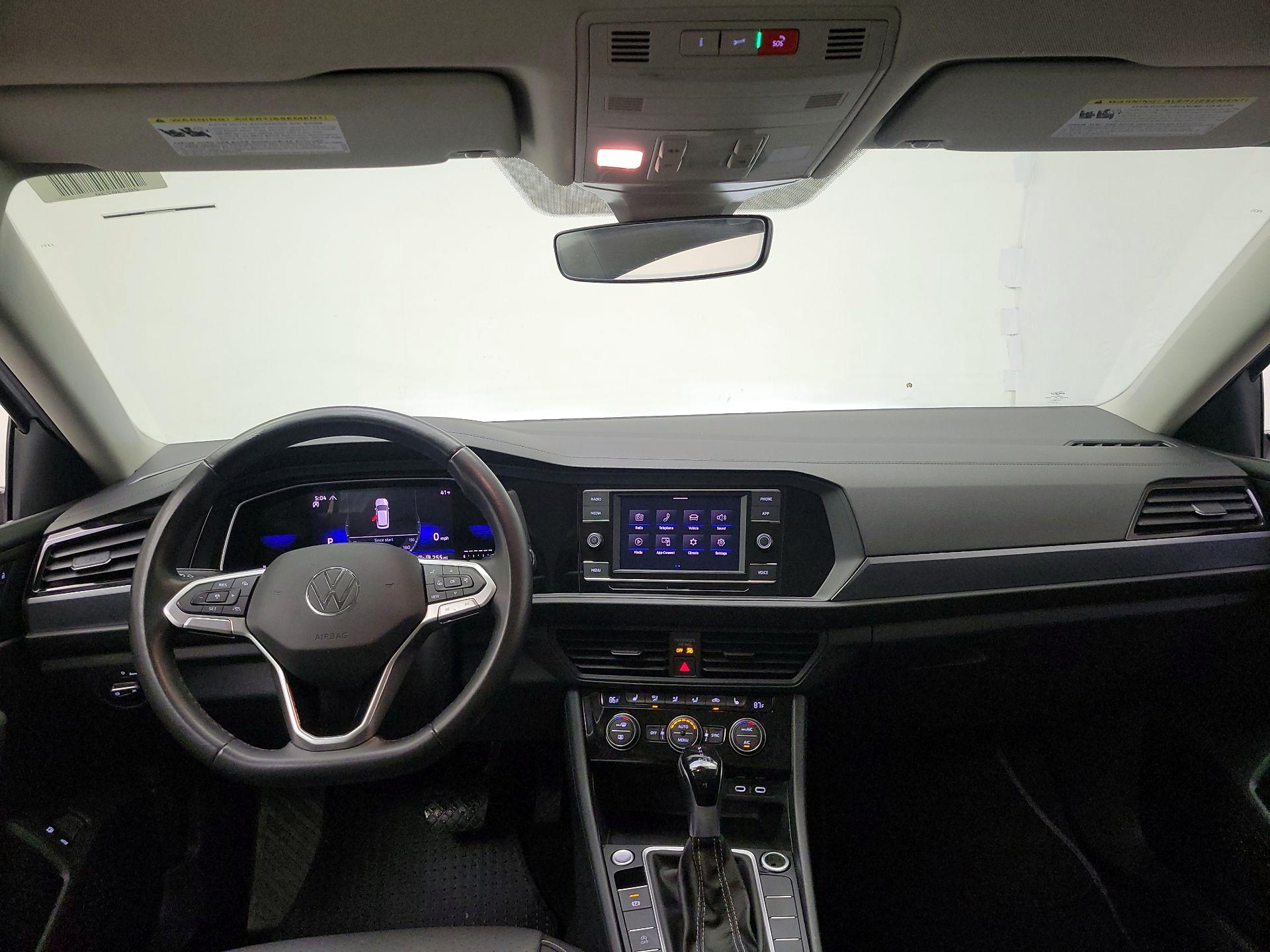 Thumbnail: 2024 Volkswagen Jetta - 8