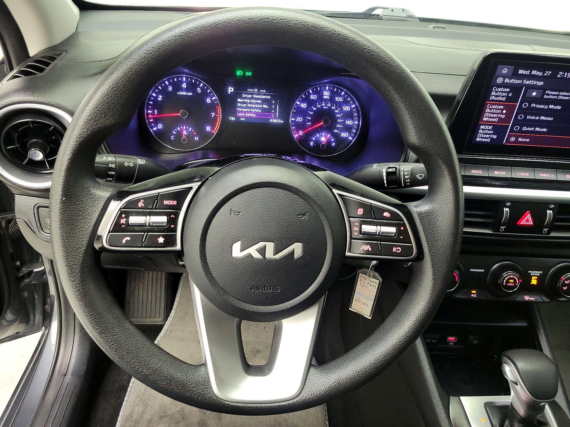 Thumbnail: 2024 Kia Forte - 10