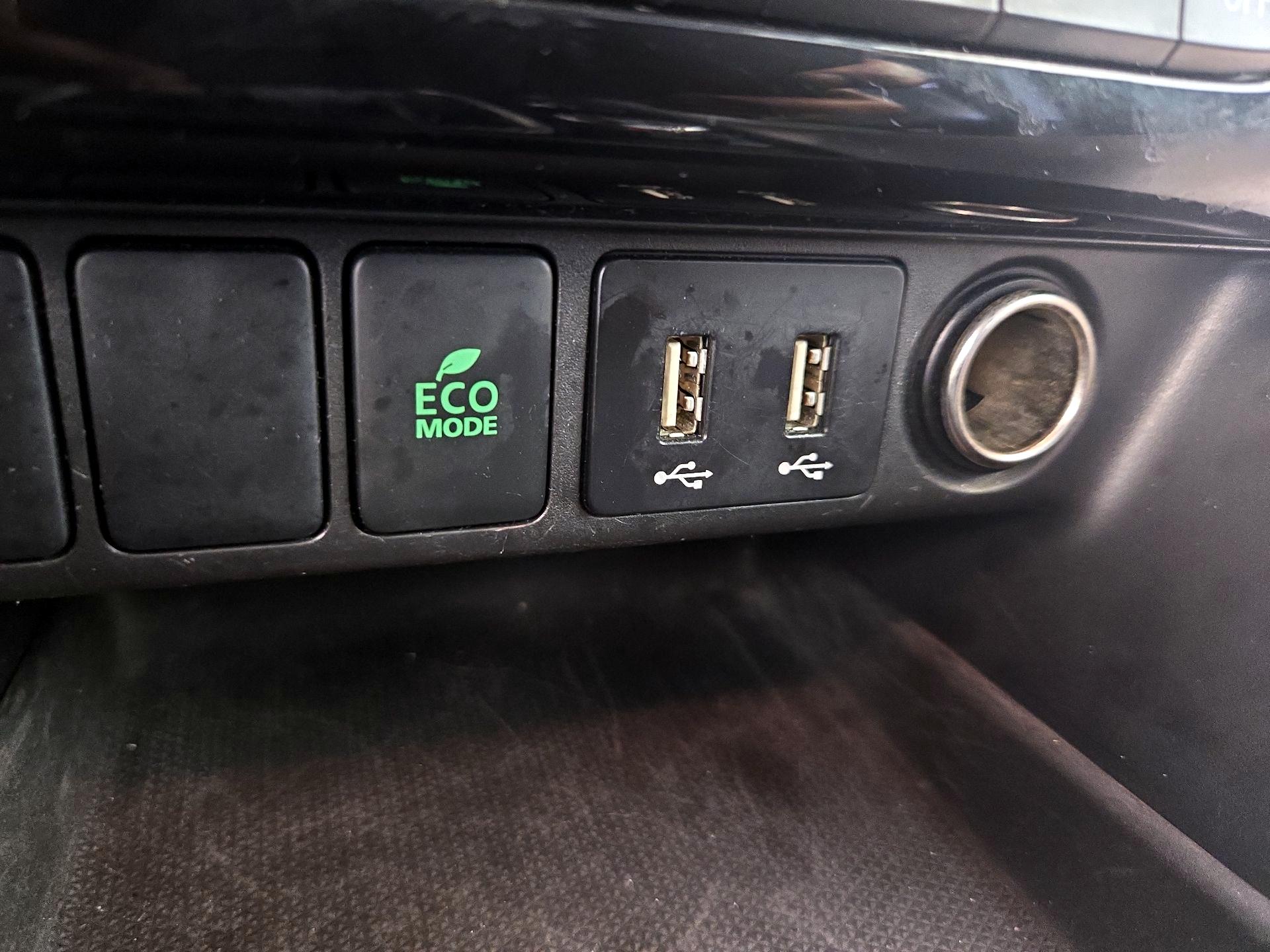 Thumbnail: 2024 Mitsubishi Eclipse Cross - 19