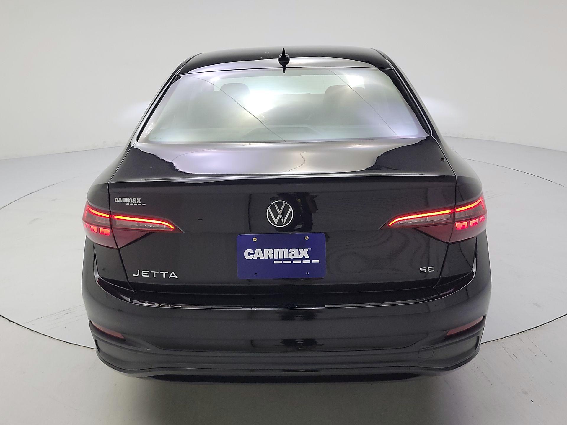 Thumbnail: 2024 Volkswagen Jetta - 6
