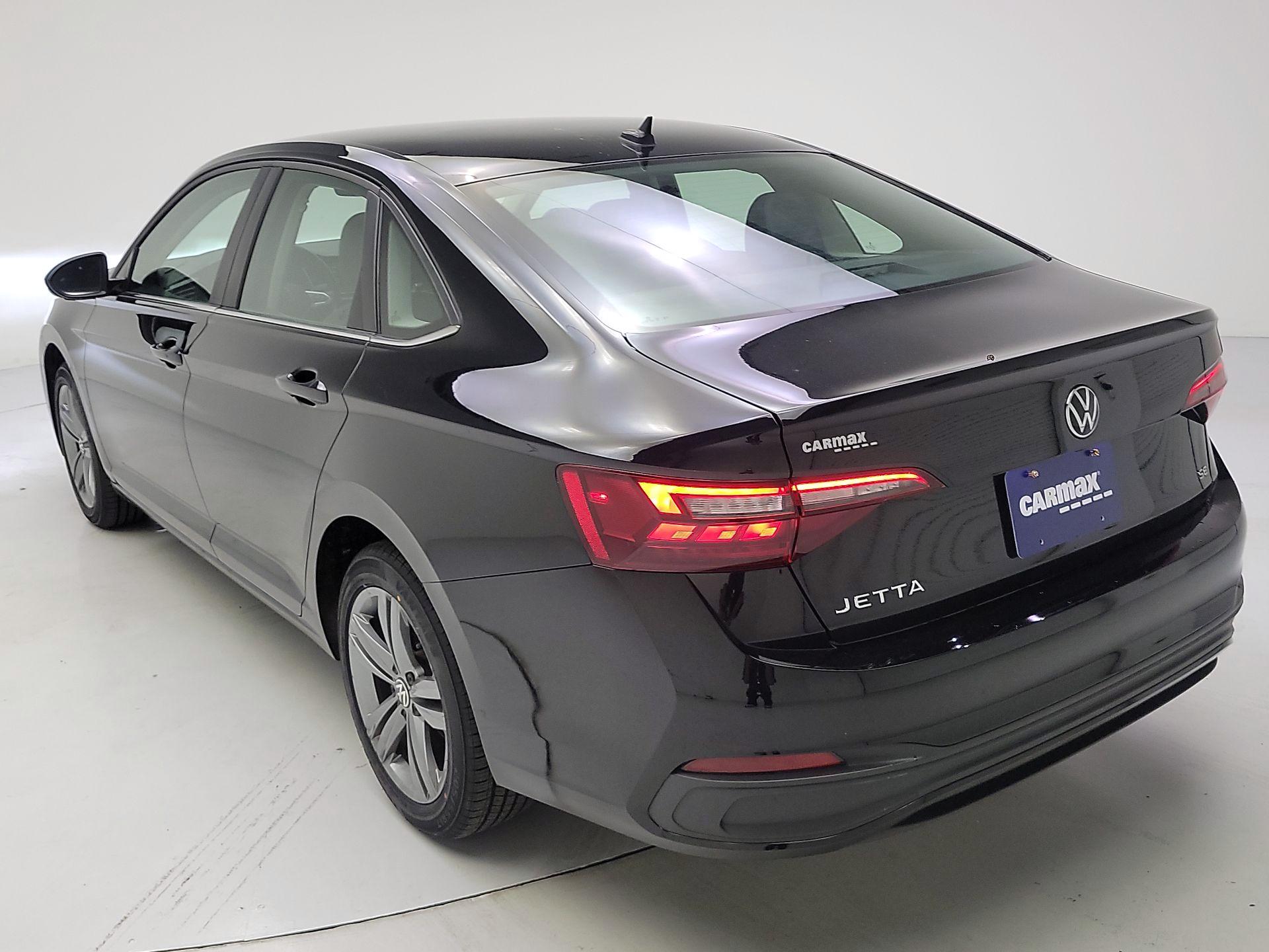 Thumbnail: 2024 Volkswagen Jetta - 7