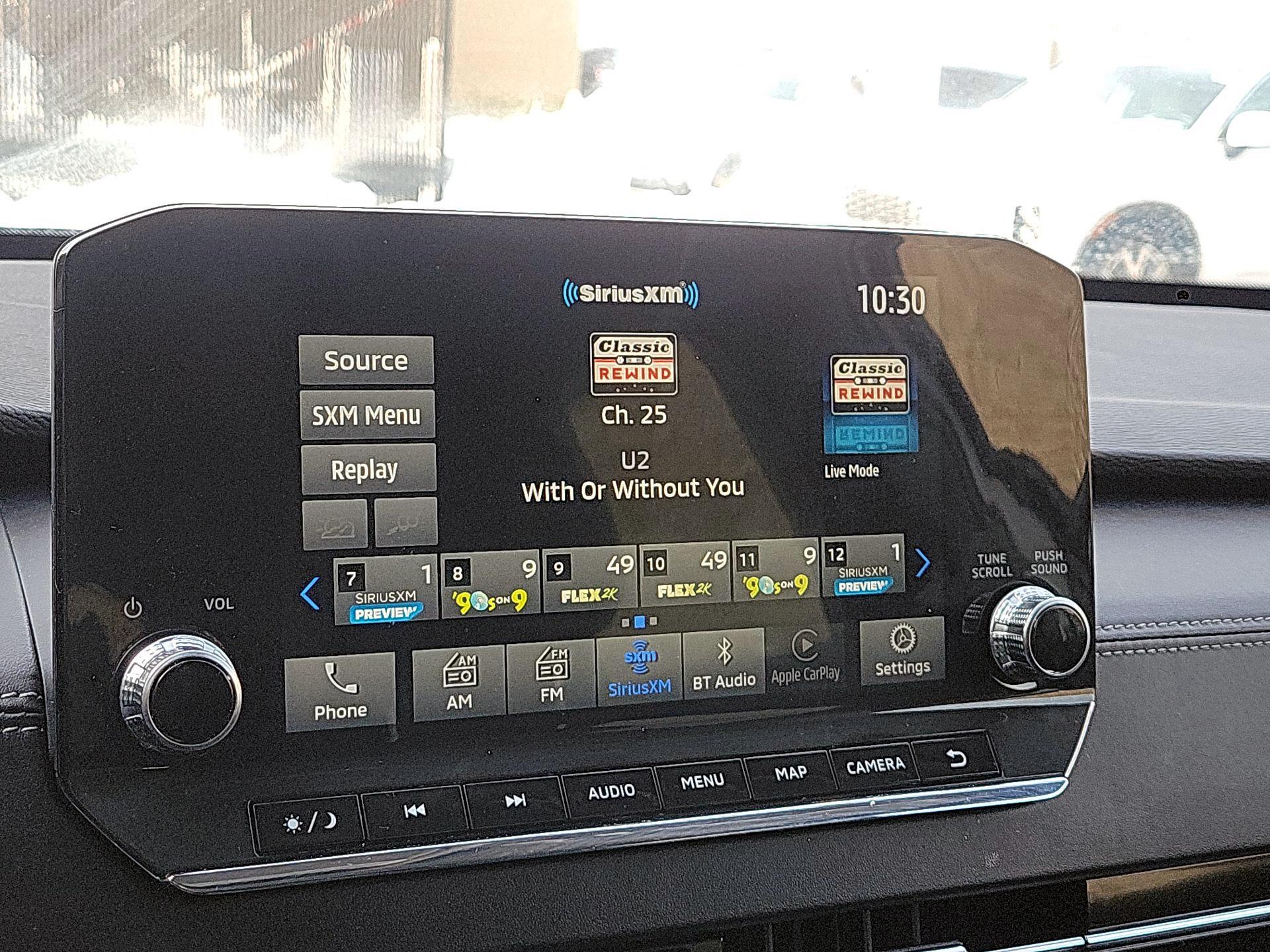 Thumbnail: 2023 Mitsubishi Outlander - 14