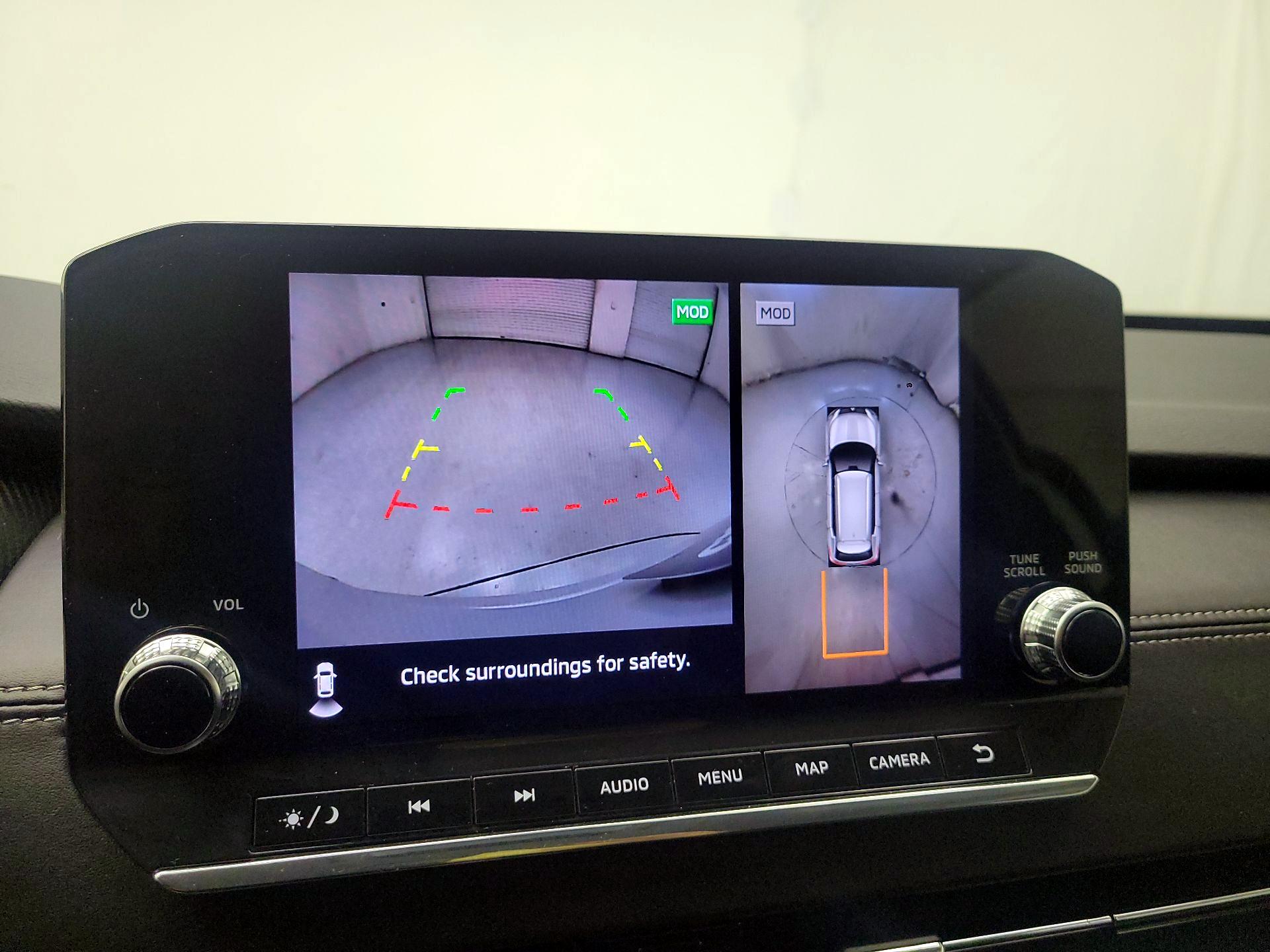 Thumbnail: 2024 Mitsubishi Outlander - 13