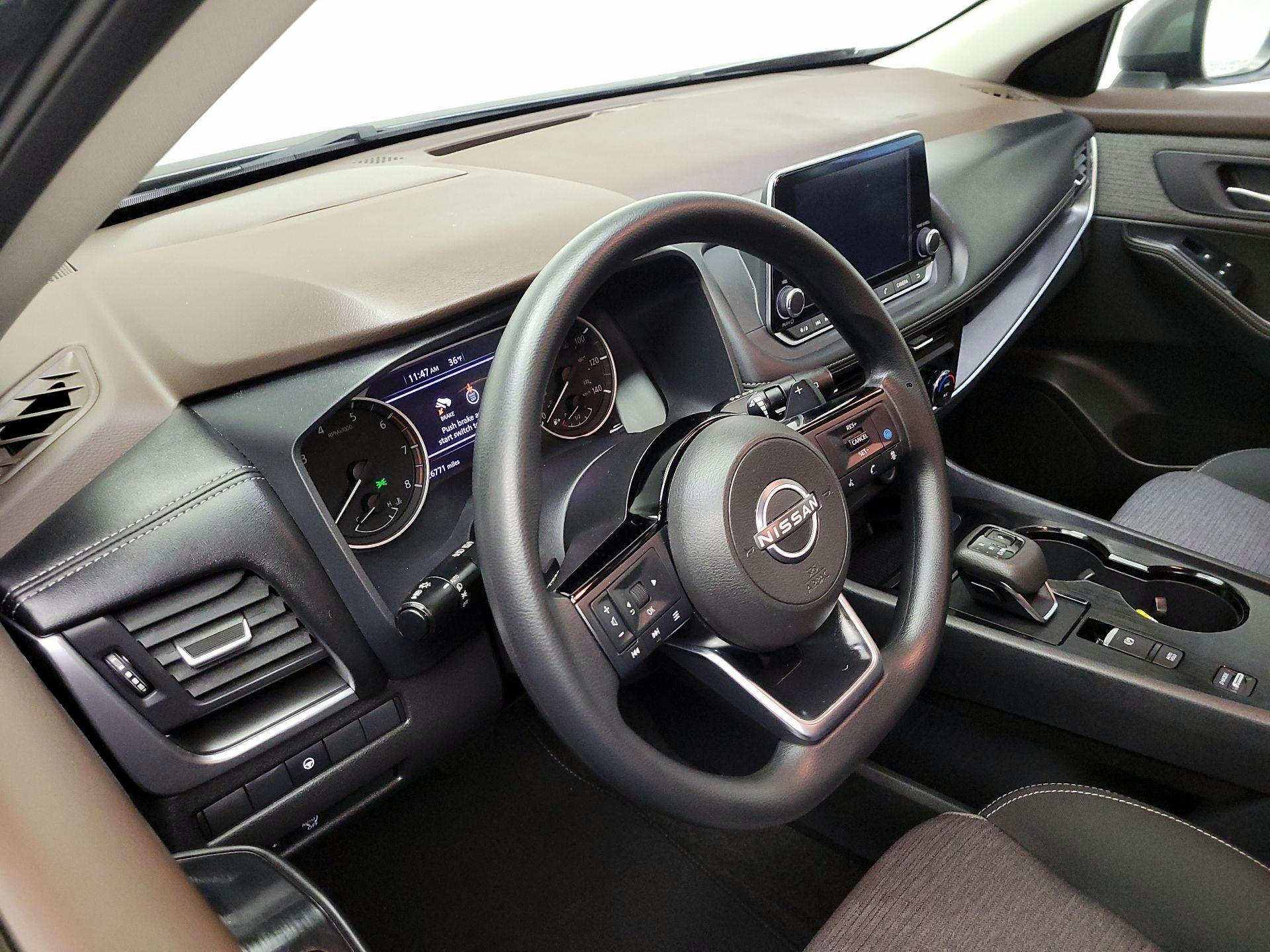 Thumbnail: 2023 Nissan Rogue - 9