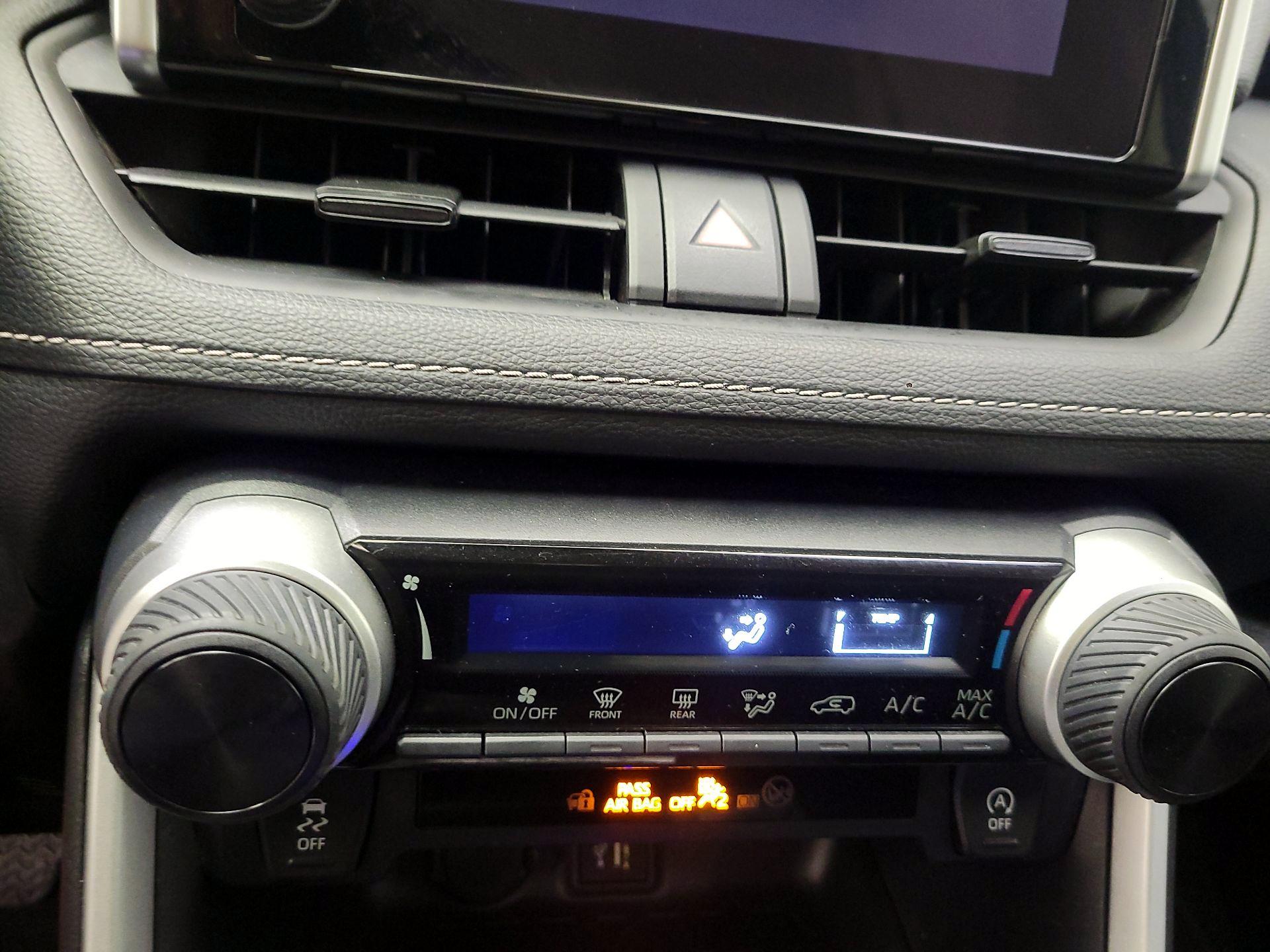 Thumbnail: 2024 Toyota RAV4 - 14