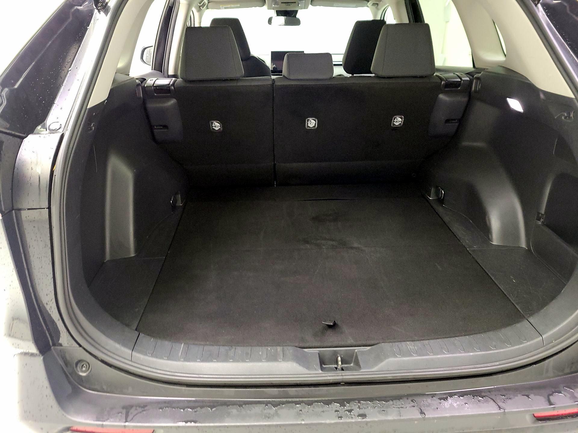 Thumbnail: 2024 Toyota RAV4 - 18