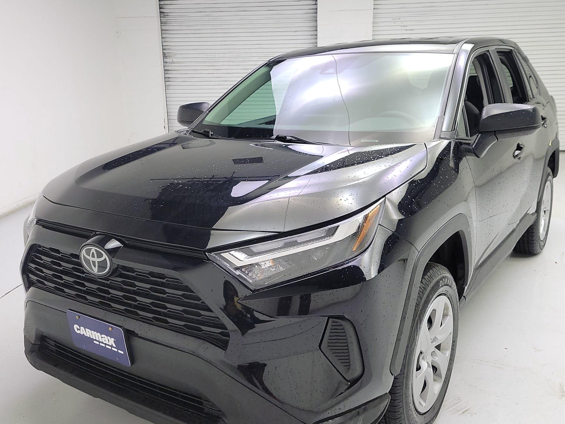 Thumbnail: 2024 Toyota RAV4 - 3