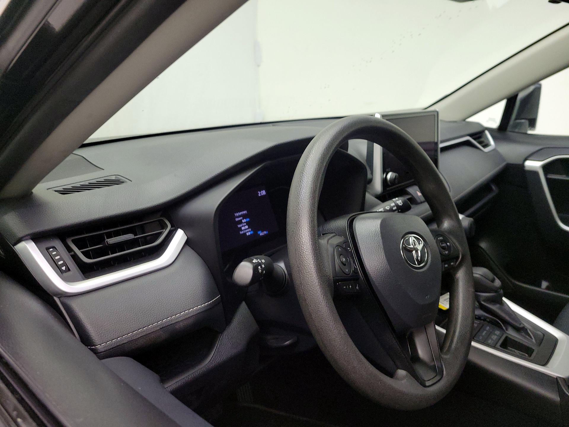 Thumbnail: 2024 Toyota RAV4 - 8