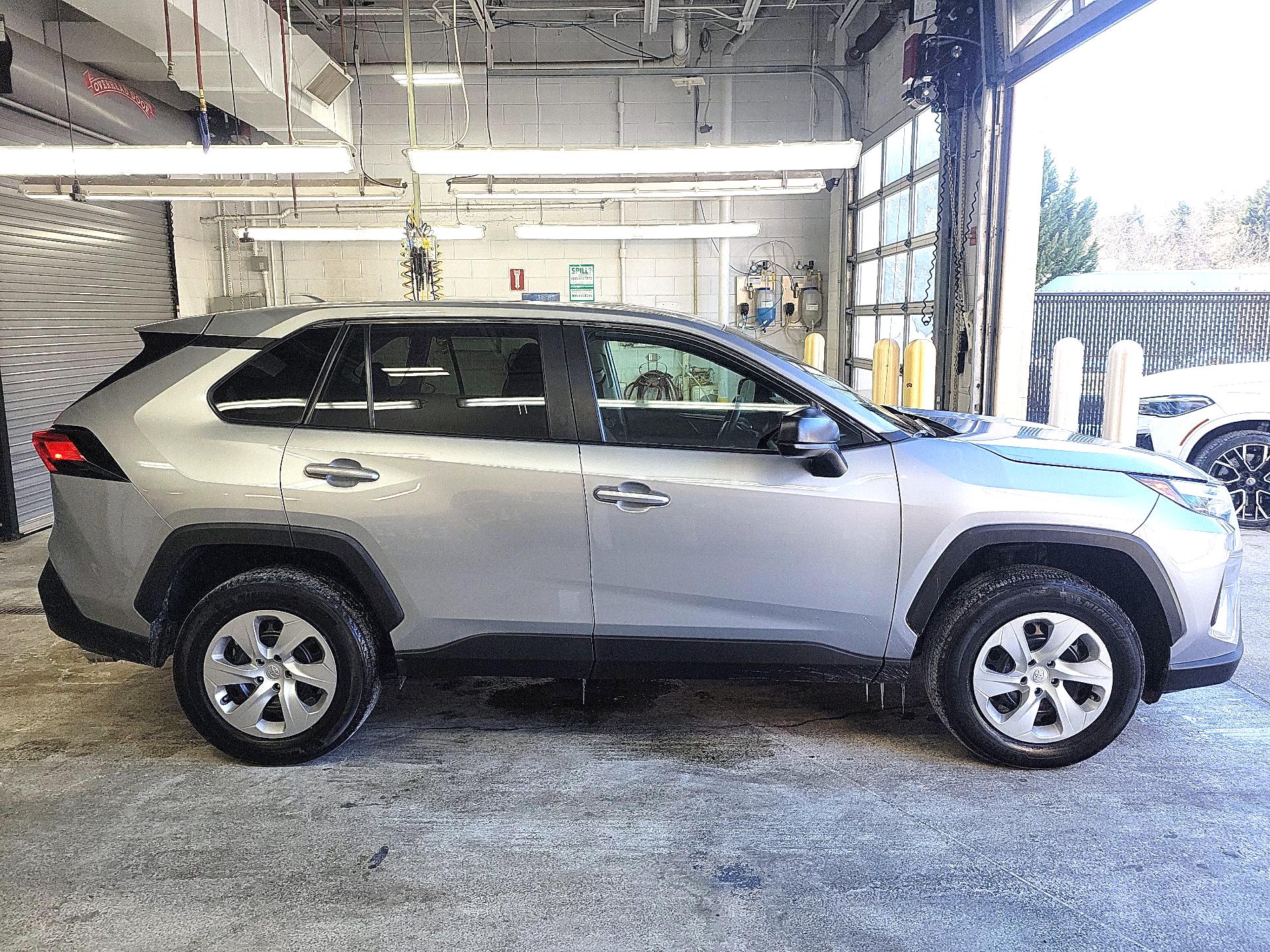 Thumbnail: 2024 Toyota RAV4 - 4