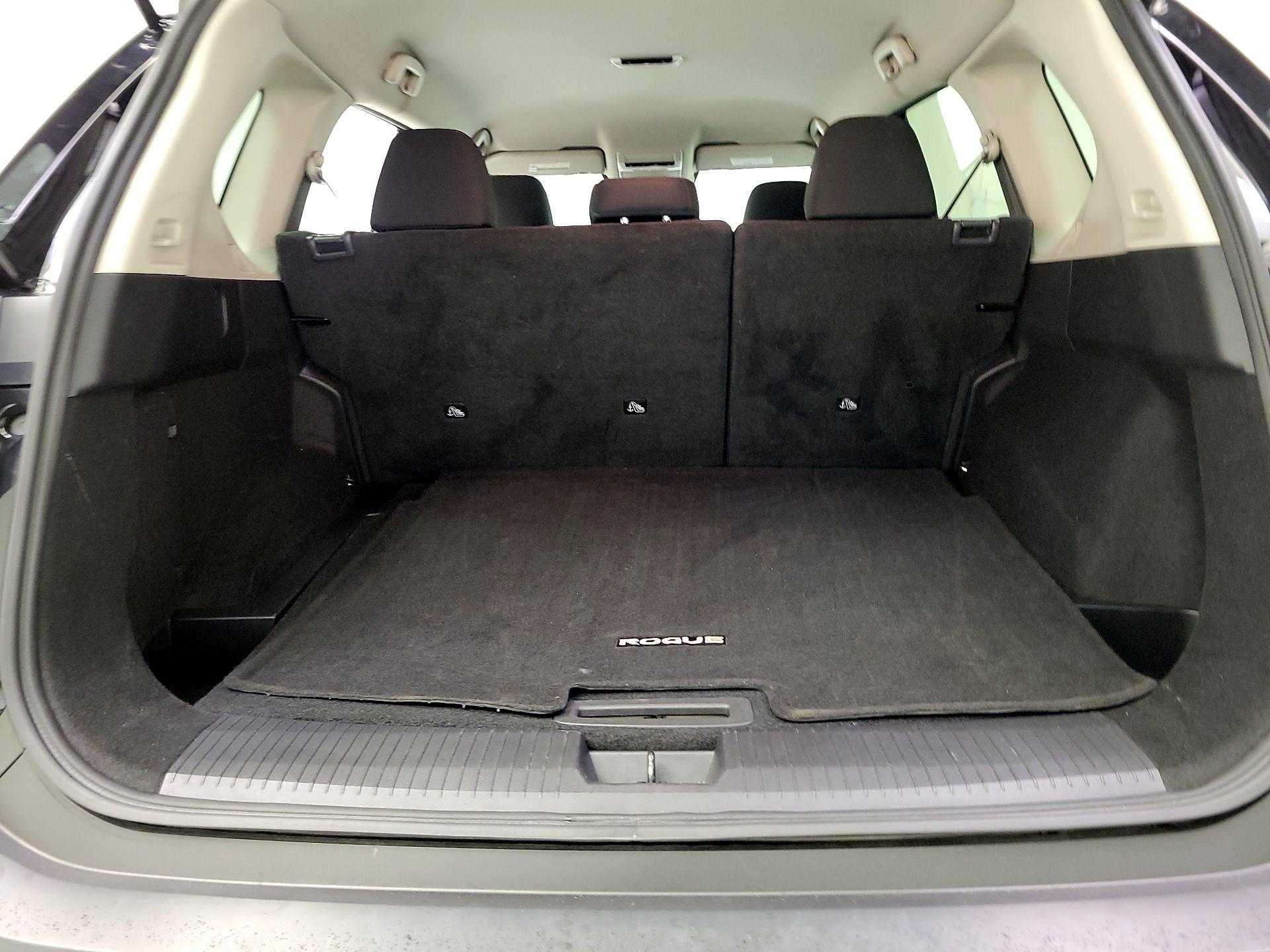 Thumbnail: 2023 Nissan Rogue - 18