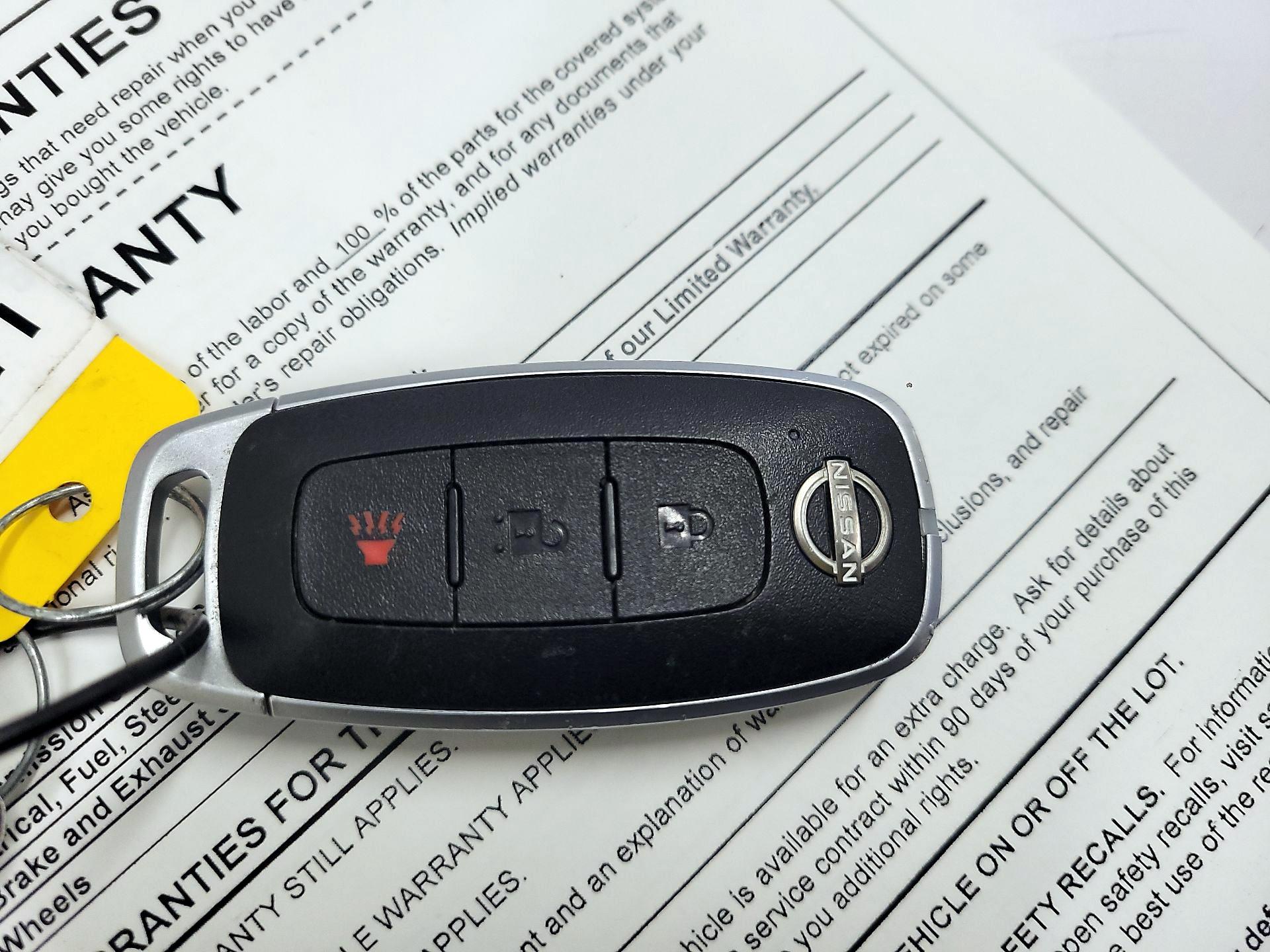 Thumbnail: 2023 Nissan Rogue - 20