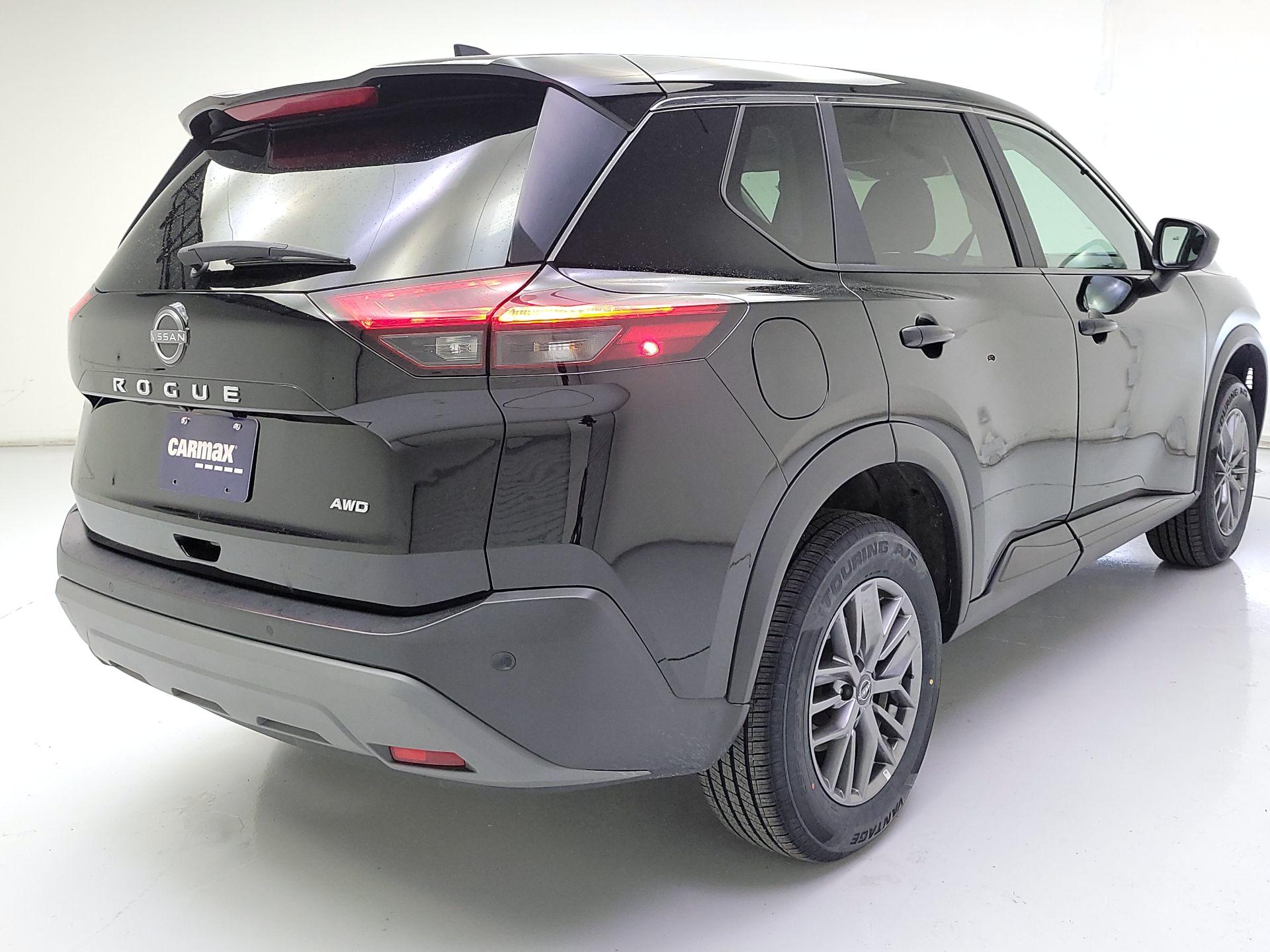 Thumbnail: 2023 Nissan Rogue - 5