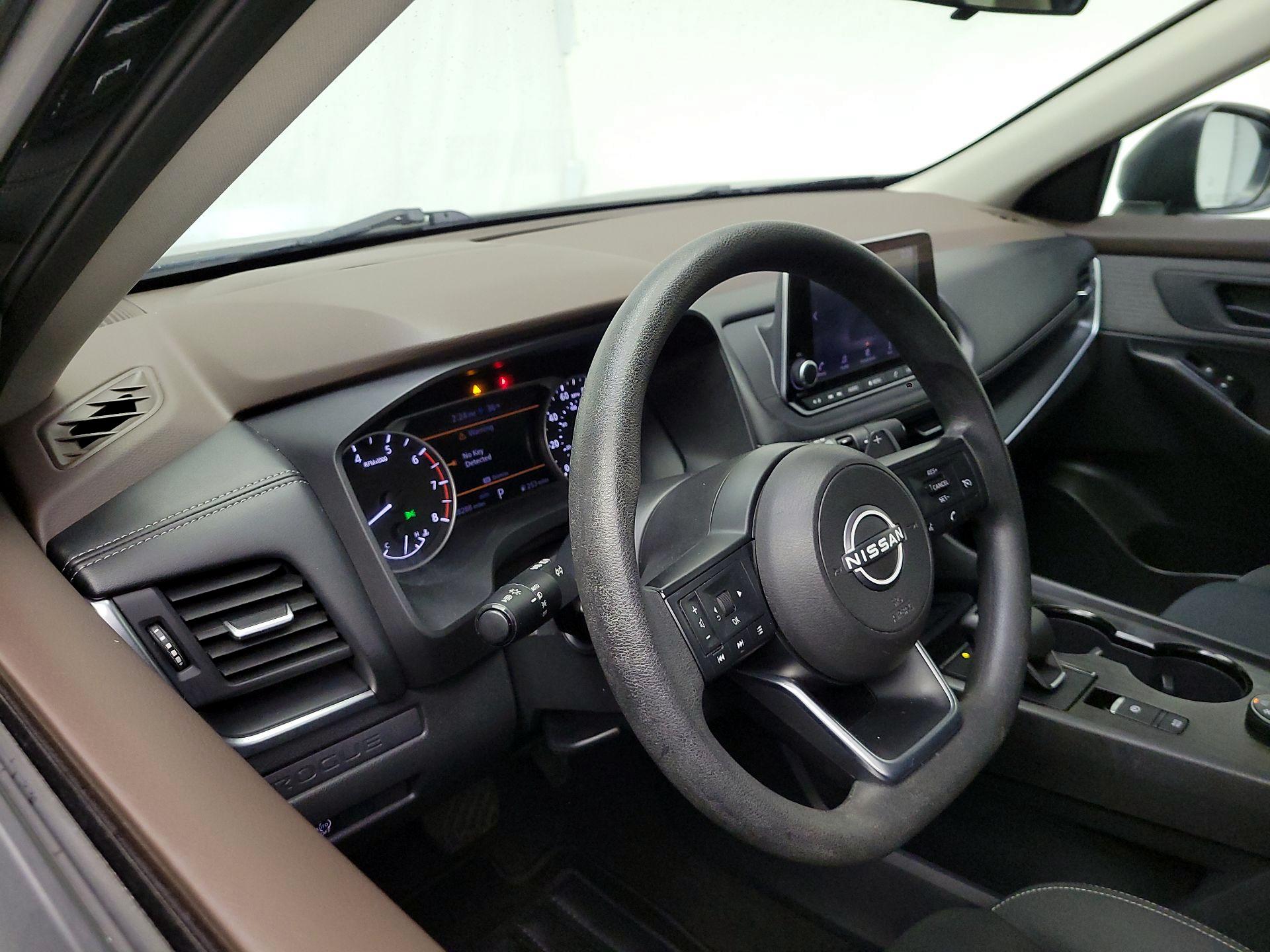 Thumbnail: 2023 Nissan Rogue - 8