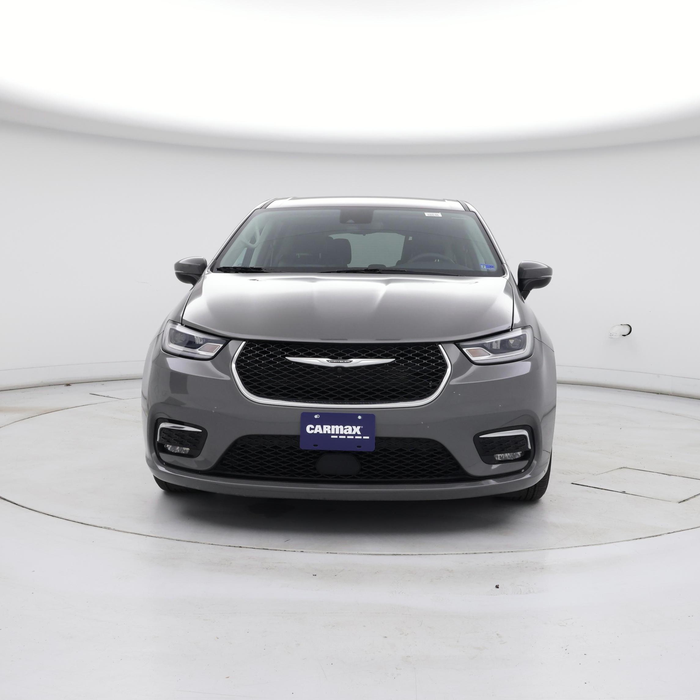 Thumbnail: 2023 Chrysler Pacifica - 5