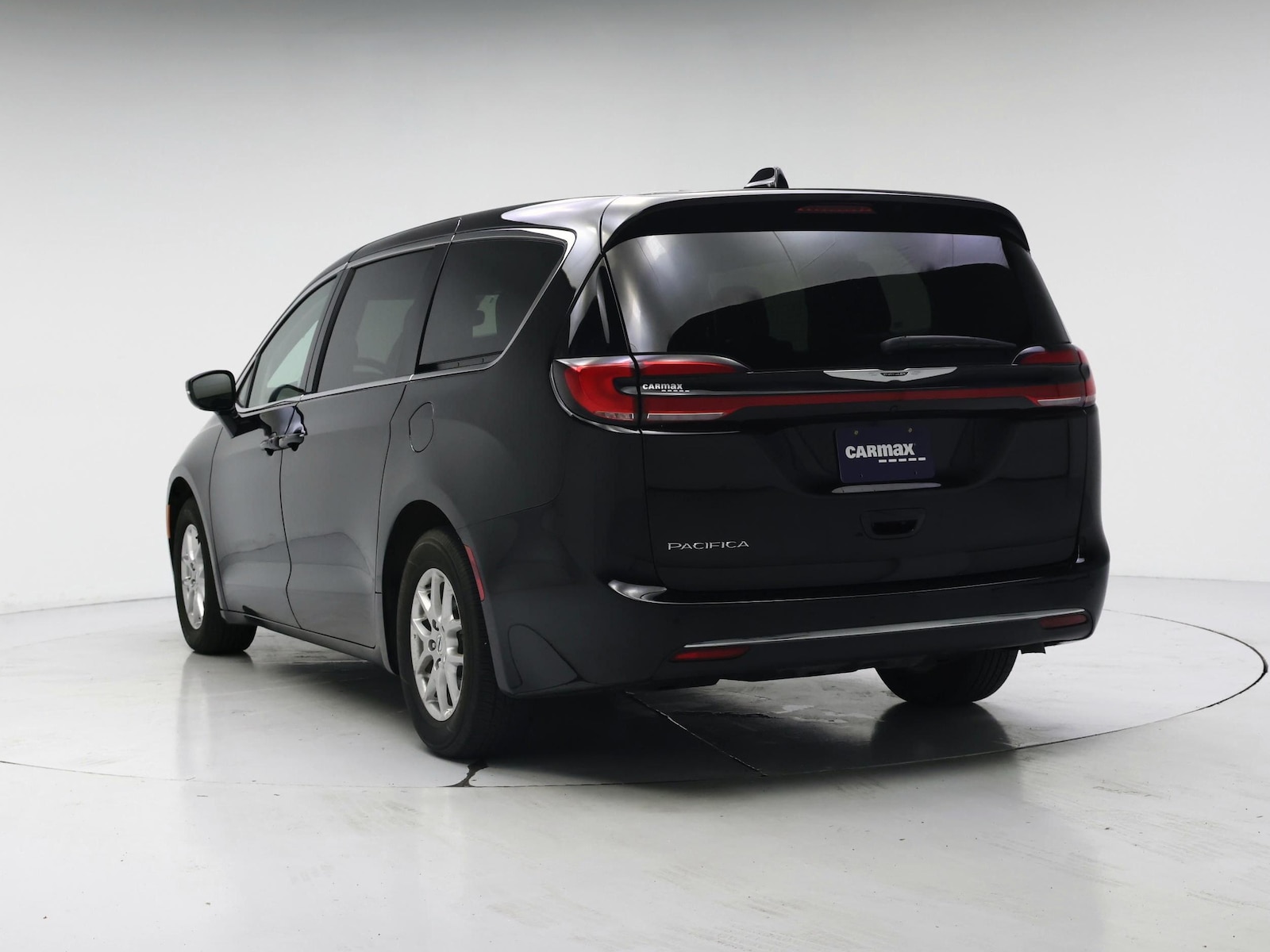 2024 Chrysler Pacifica Touring L - Photo 3