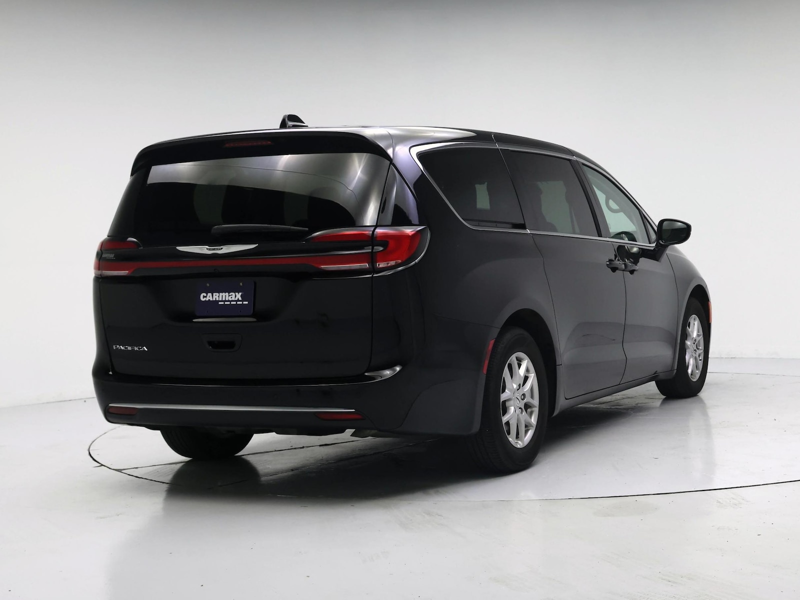 2024 Chrysler Pacifica Touring L - Photo 9