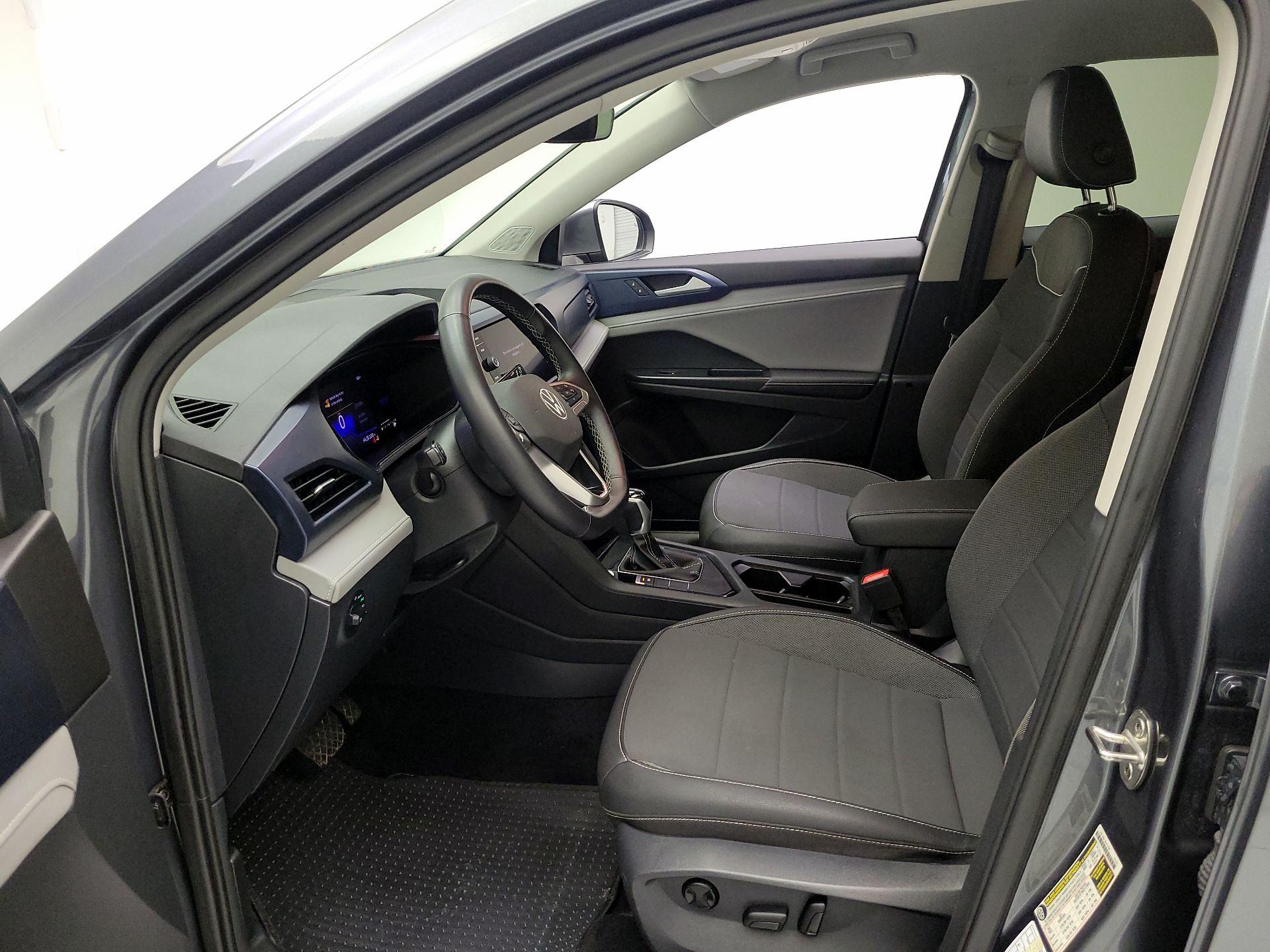 Thumbnail: 2024 Volkswagen Taos - 9