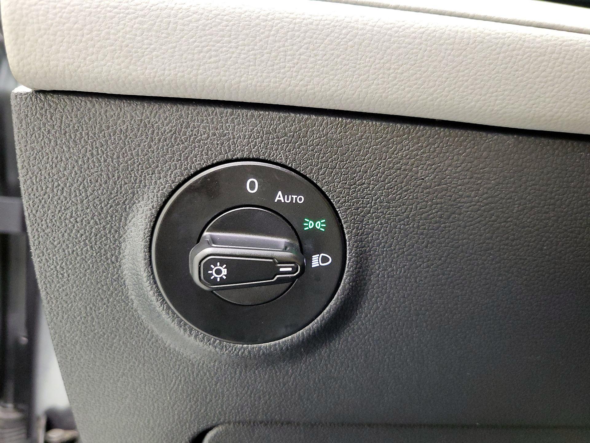 Thumbnail: 2024 Volkswagen Taos - 11