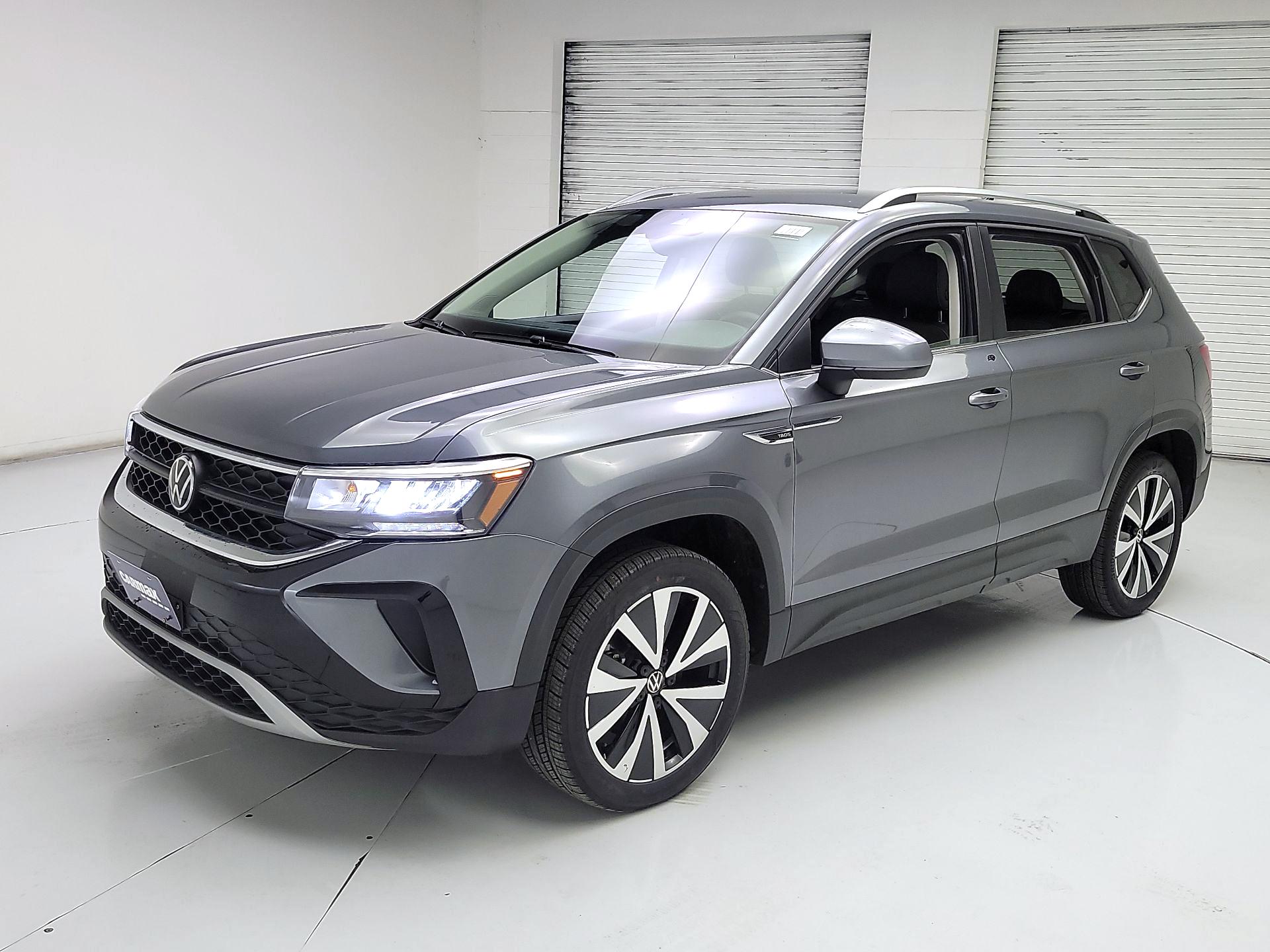 Thumbnail: 2024 Volkswagen Taos - 3