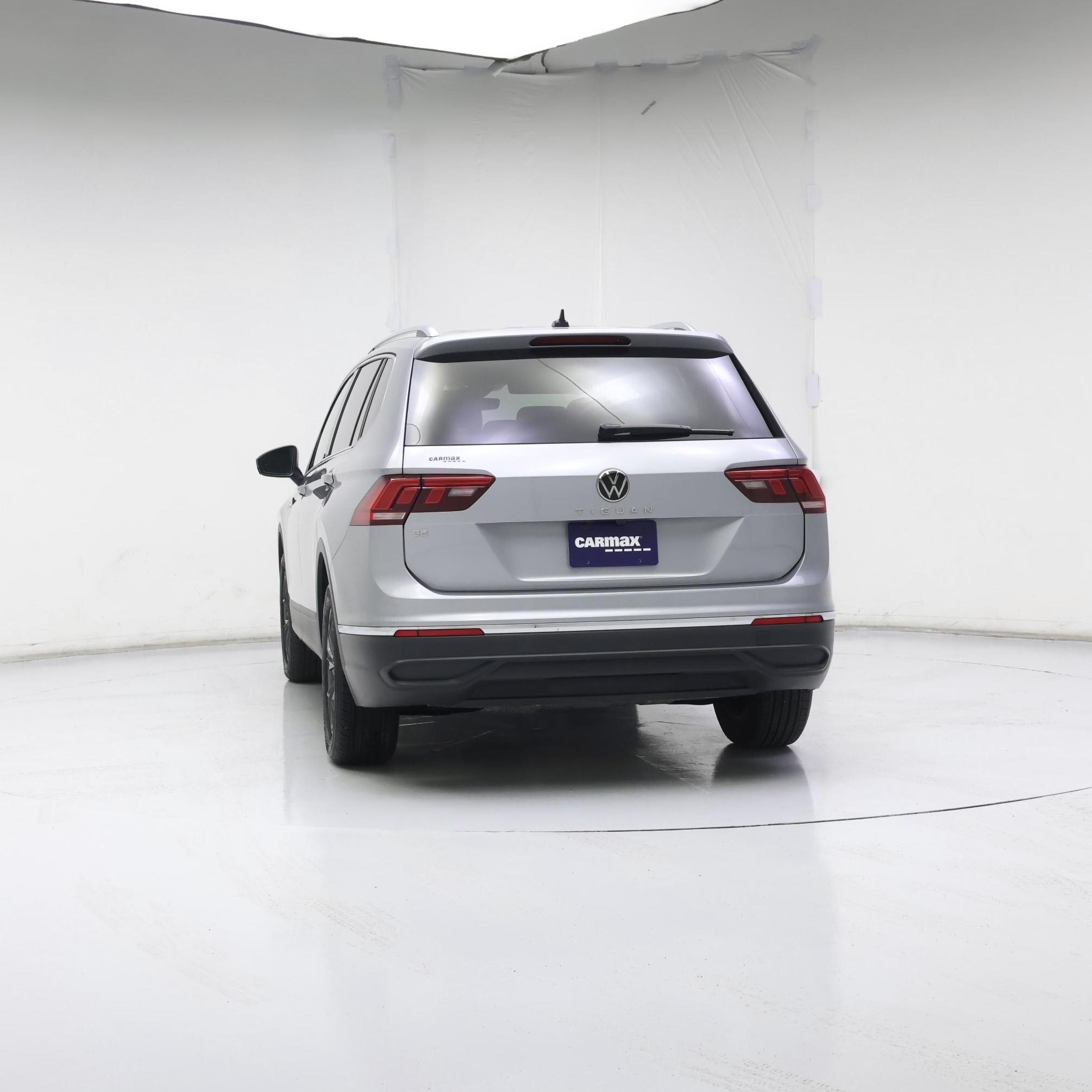 Thumbnail: 2024 Volkswagen Tiguan - 6