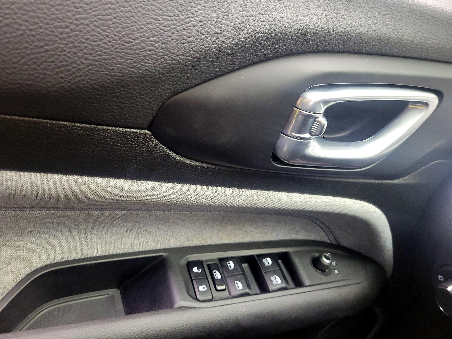 Thumbnail: 2023 Jeep Compass - 10