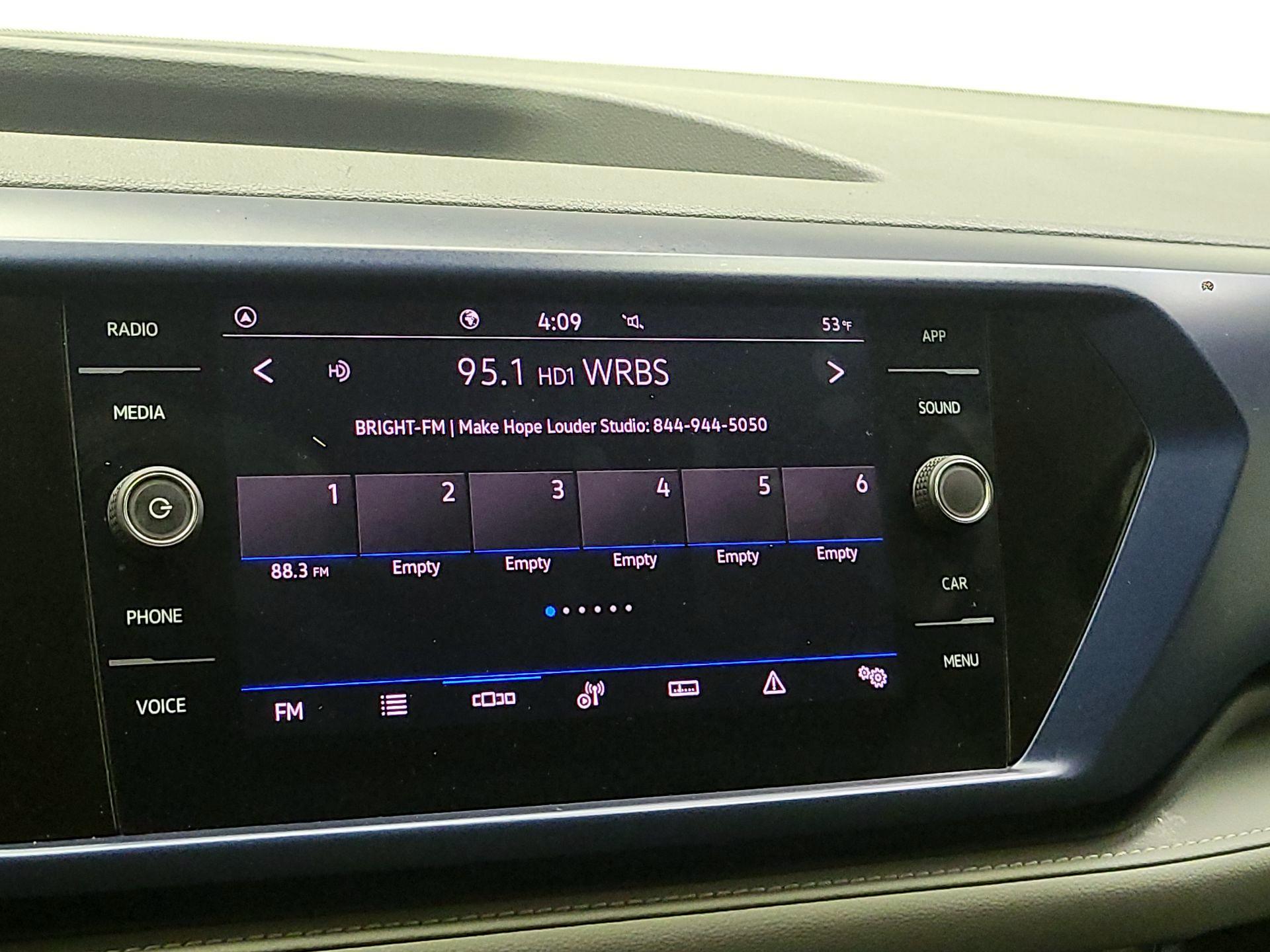 Thumbnail: 2024 Volkswagen Taos - 13