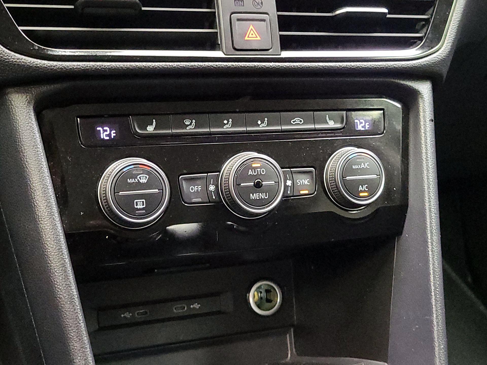 Thumbnail: 2024 Volkswagen Taos - 14