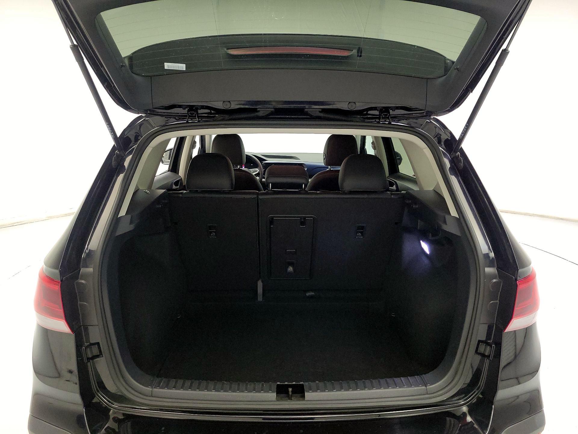 Thumbnail: 2024 Volkswagen Taos - 18