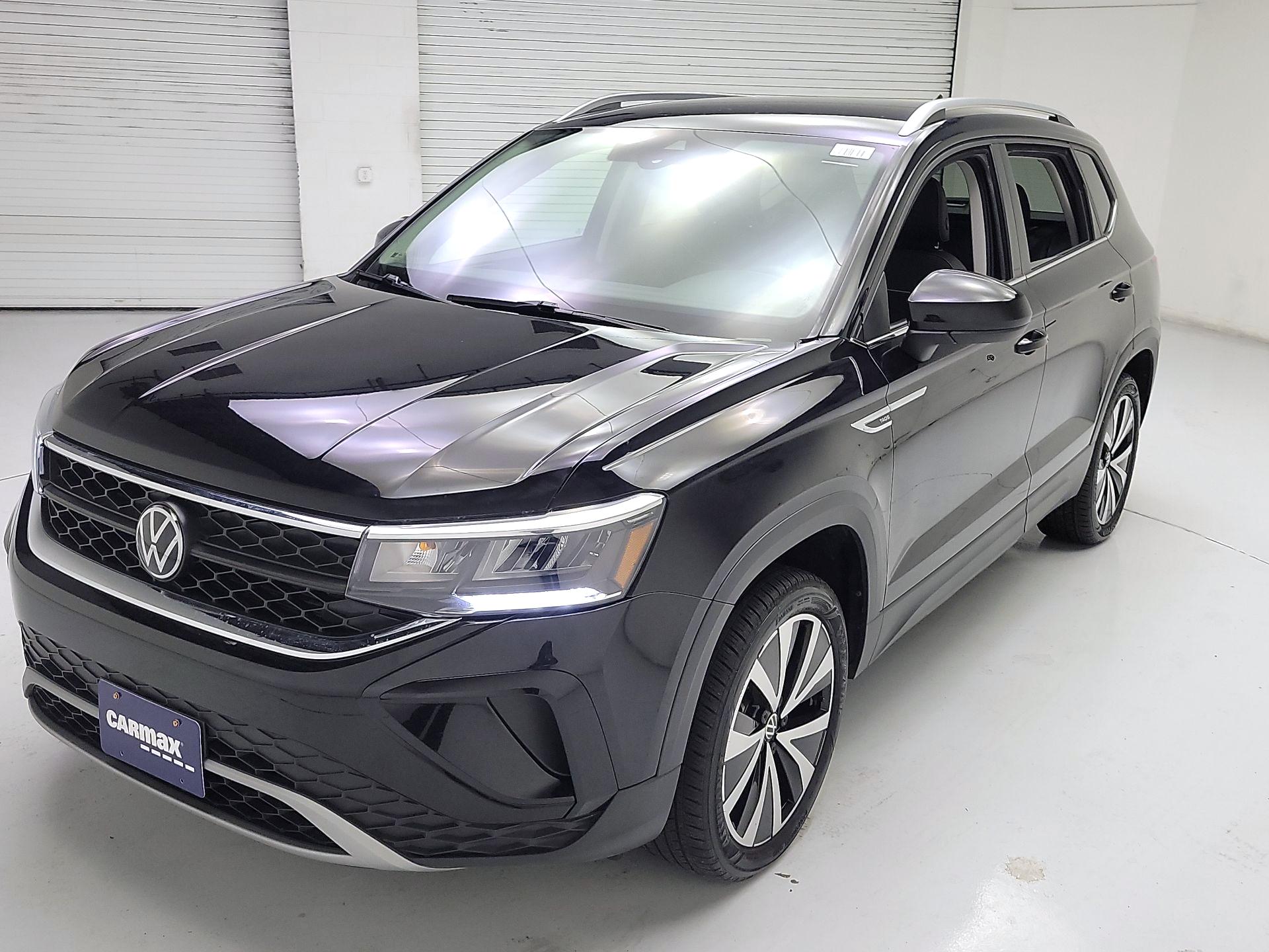 Thumbnail: 2024 Volkswagen Taos - 3