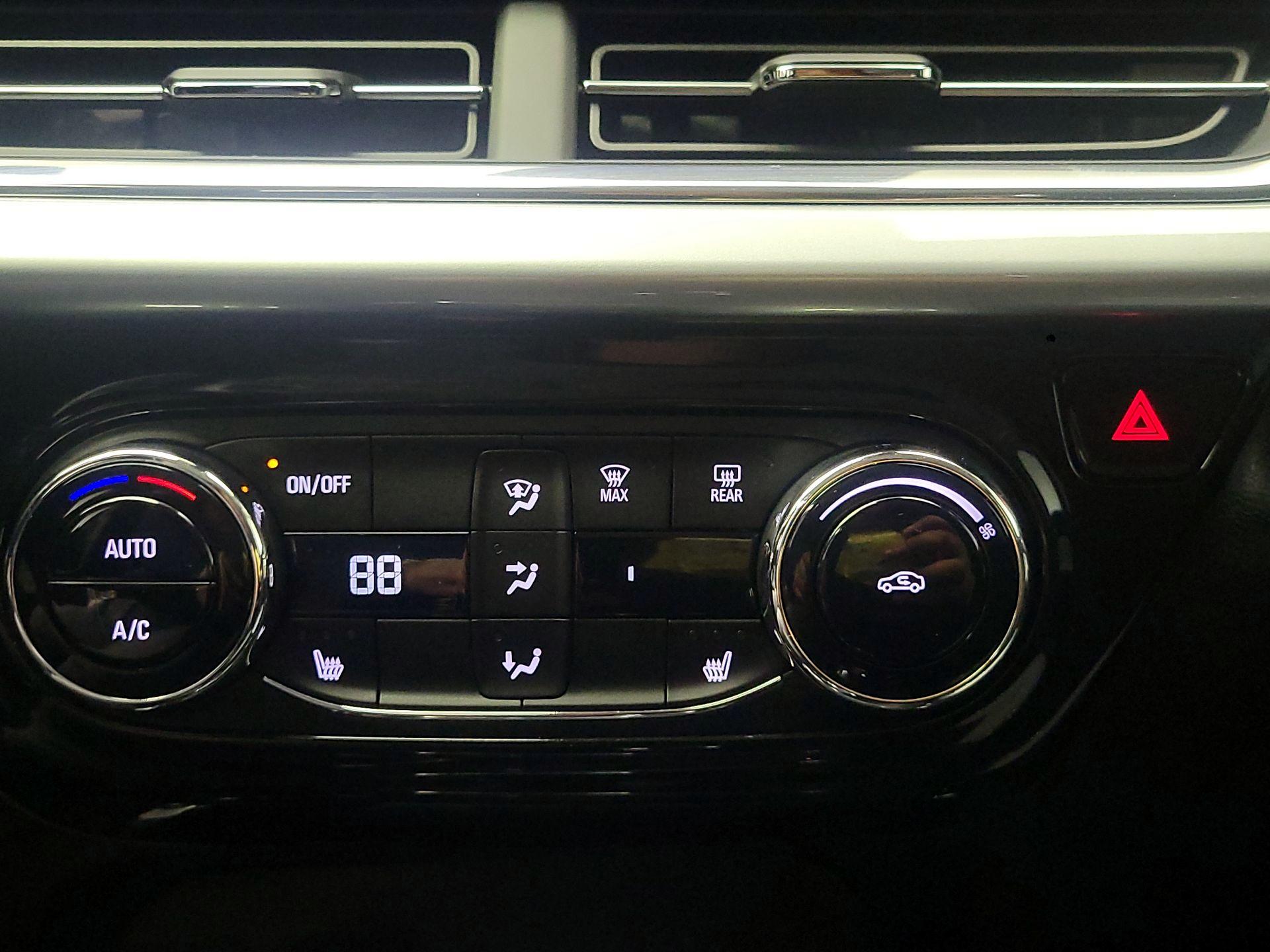 Thumbnail: 2025 Chevrolet Trax - 14